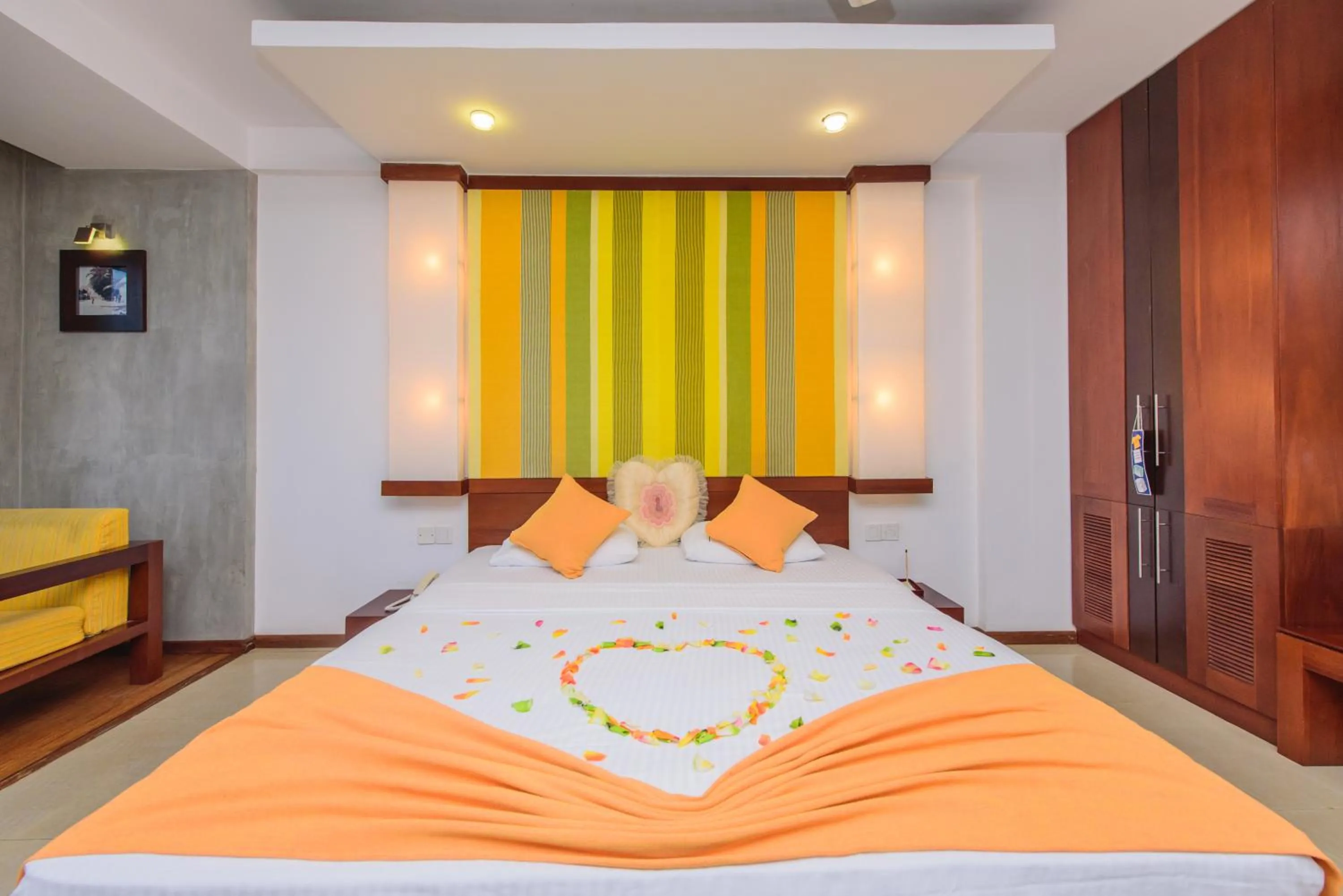 Bedroom, Bed in Hotel Topaz