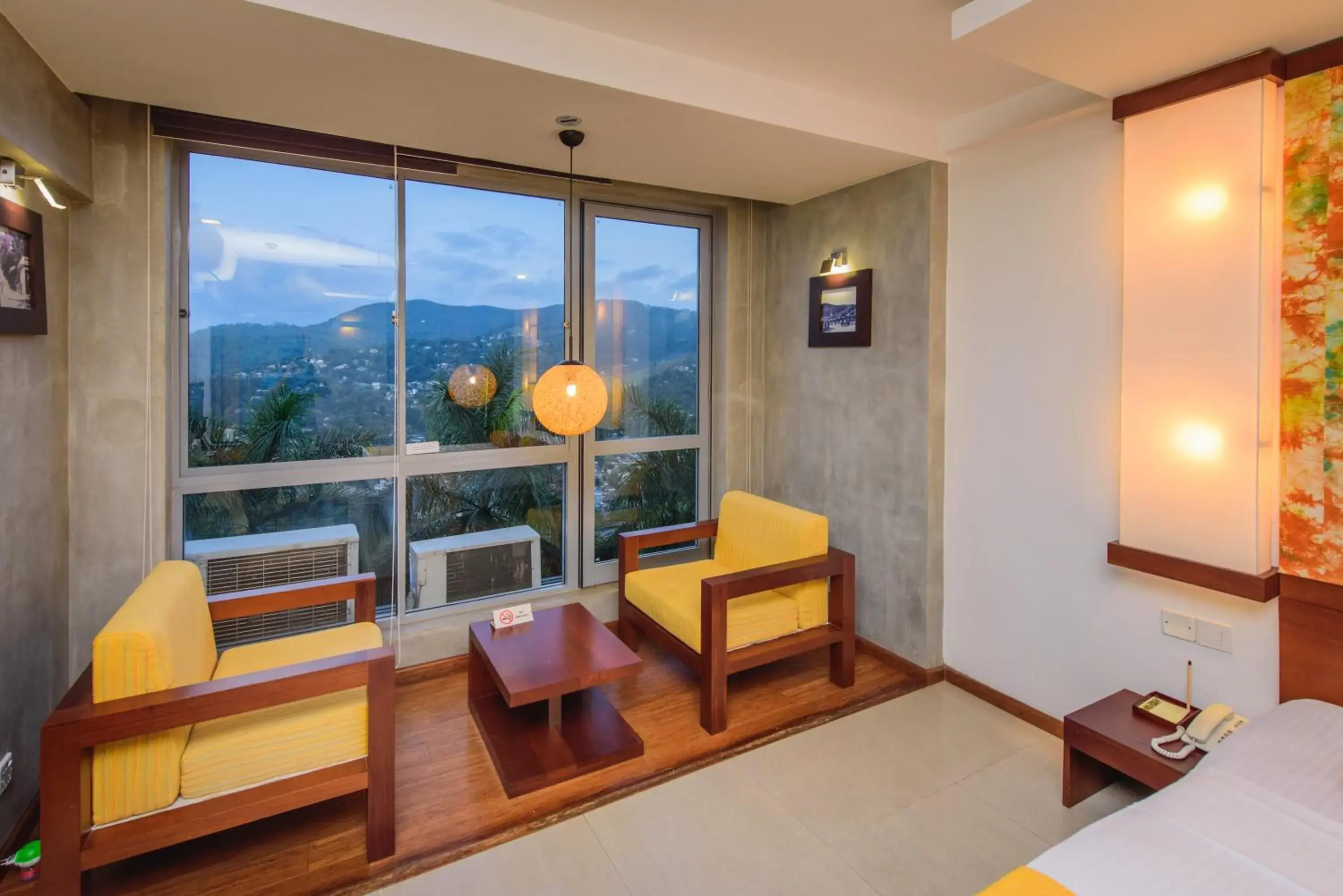 Bedroom, Bed in Hotel Topaz Bedroom, Bed in Hotel Topaz