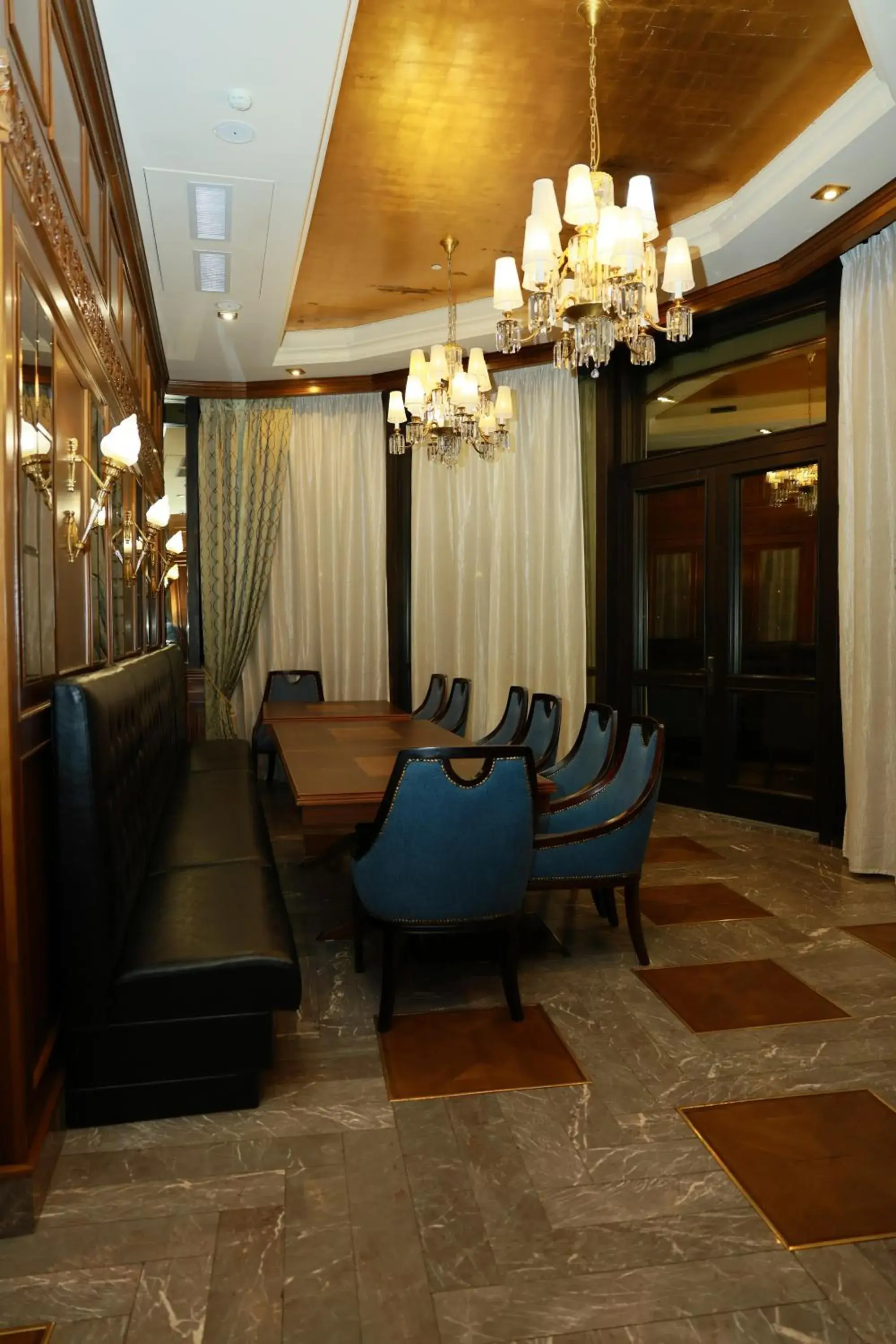 Restaurant/places to eat in Golden Palace Hotel Yerevan Restaurant/places to eat in Golden Palace Hotel Yerevan