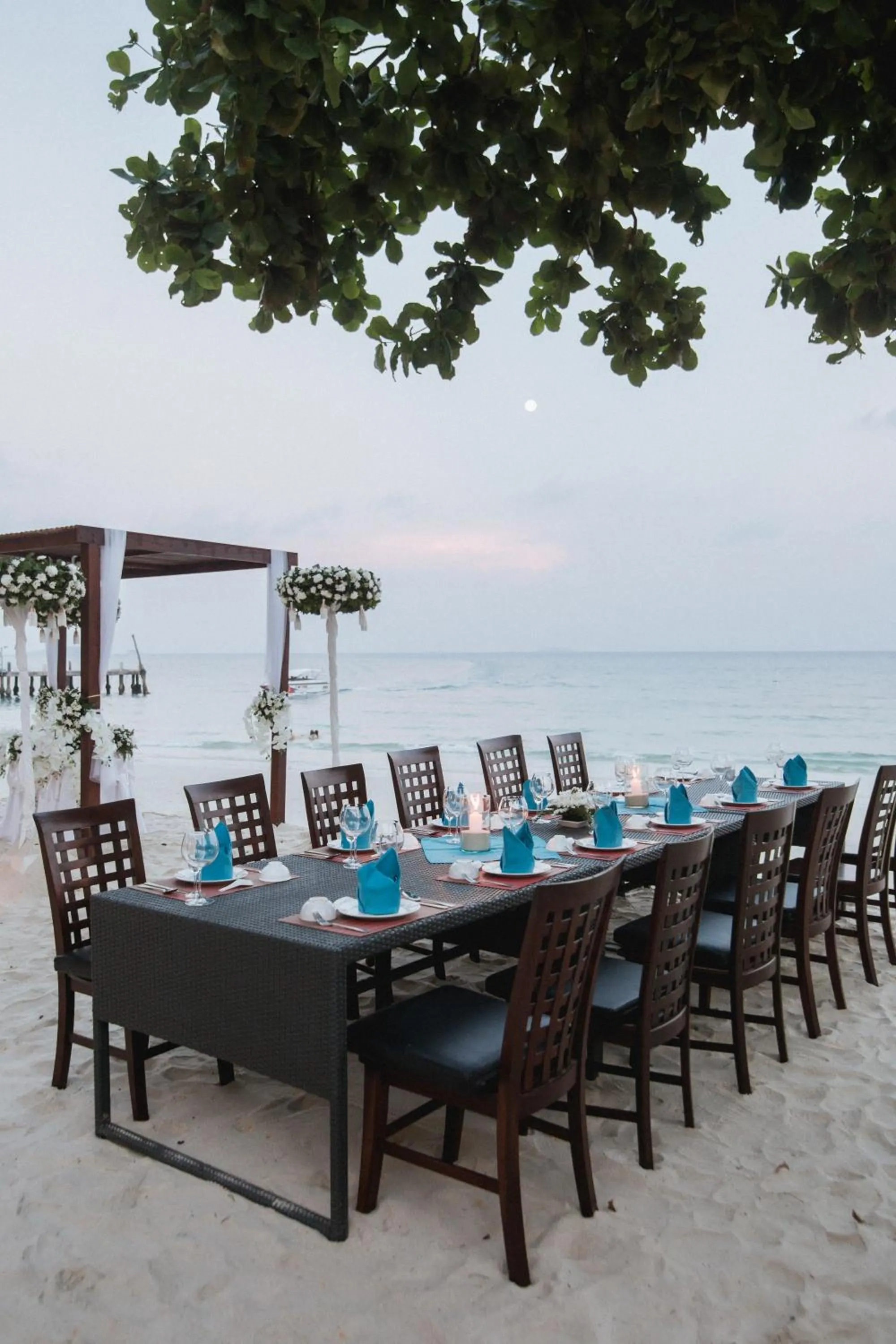 Beach in Ao Cho Grandview Hideaway Resort