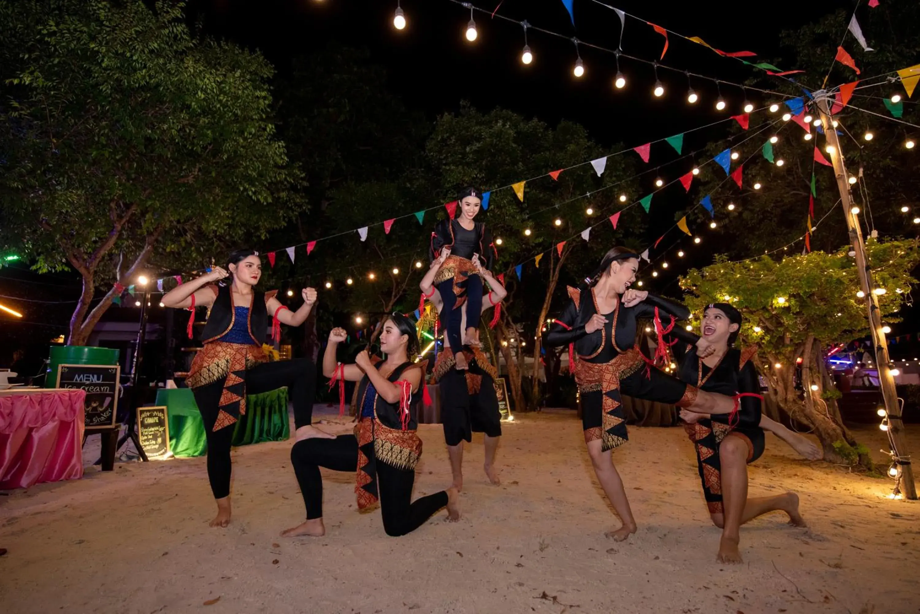 Property building in Ao Cho Grandview Hideaway Resort Property building in Ao Cho Grandview Hideaway Resort