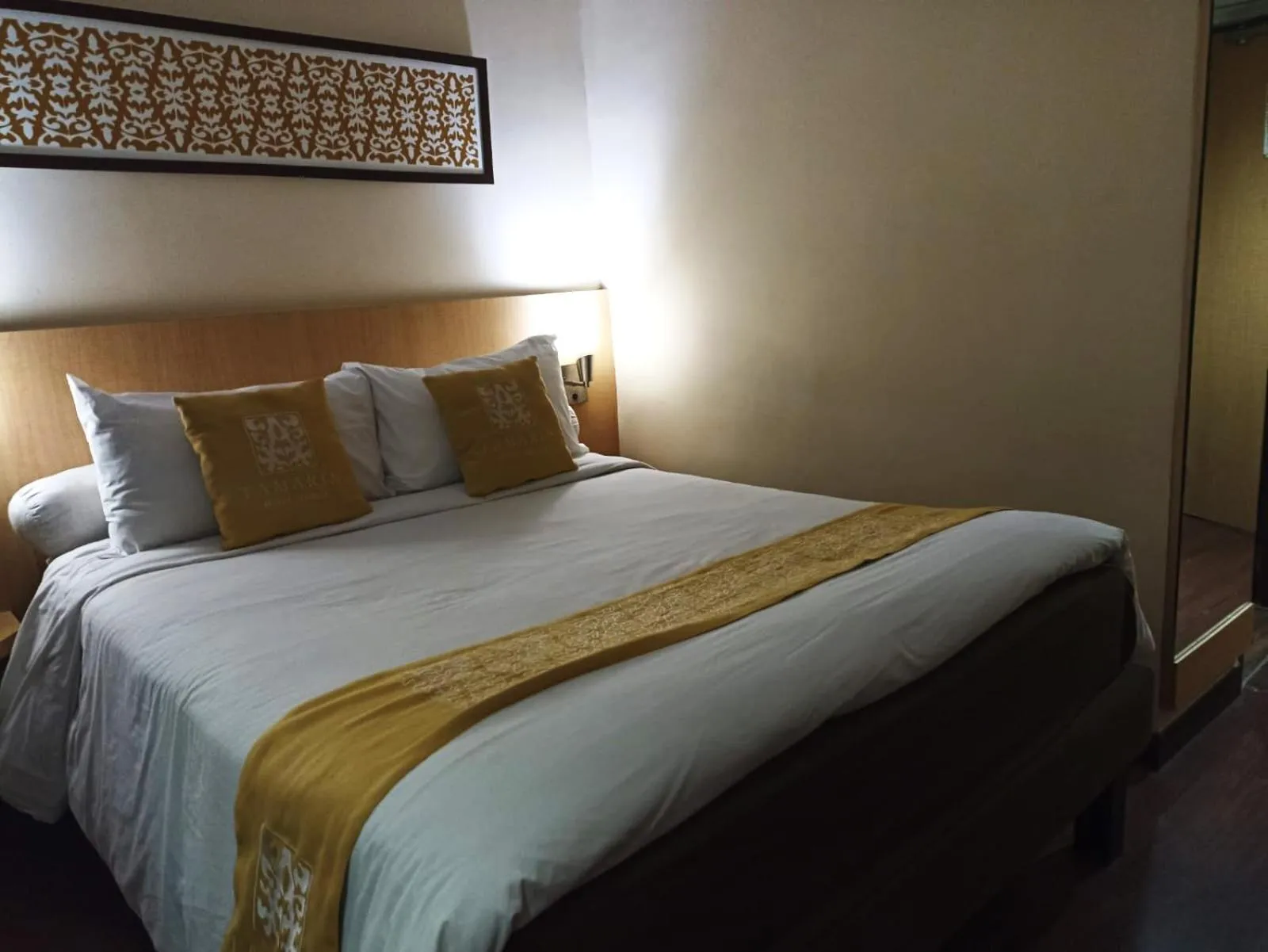 Bedroom in Tamarin Hotel Jakarta manage by Vib Hospitality Management