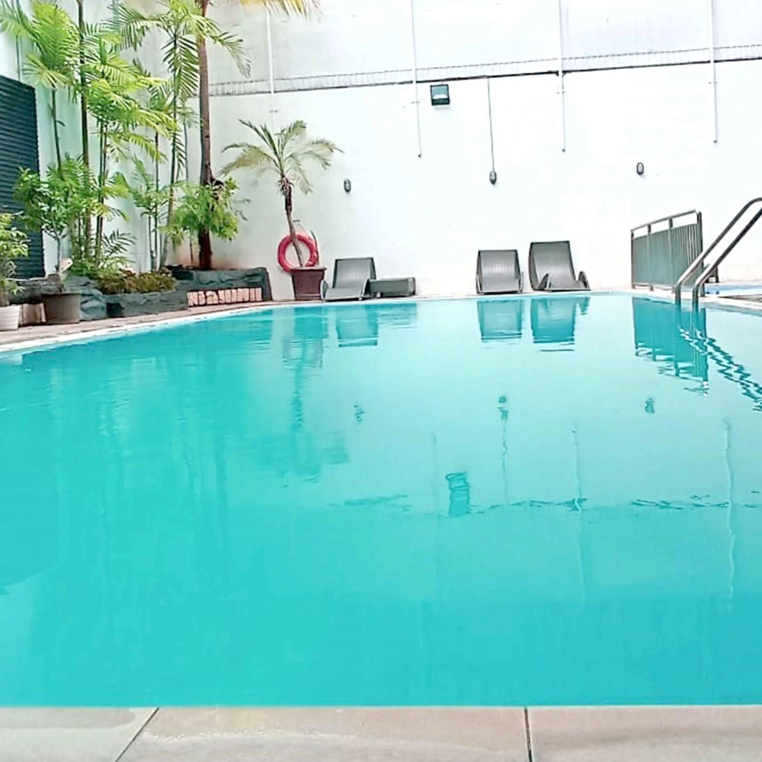 Swimming pool in Tamarin Hotel Jakarta manage by Vib Hospitality Management