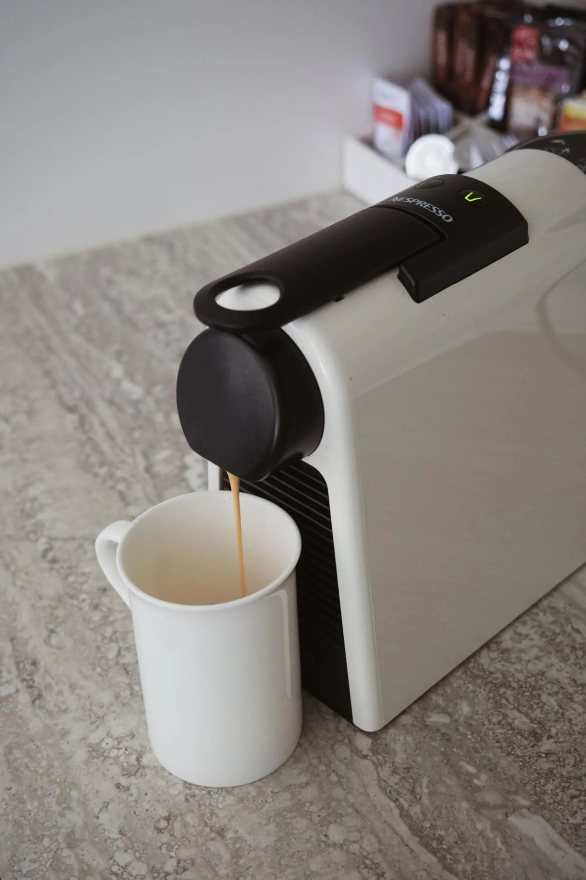 Coffee/tea facilities in Radfords on the Lake