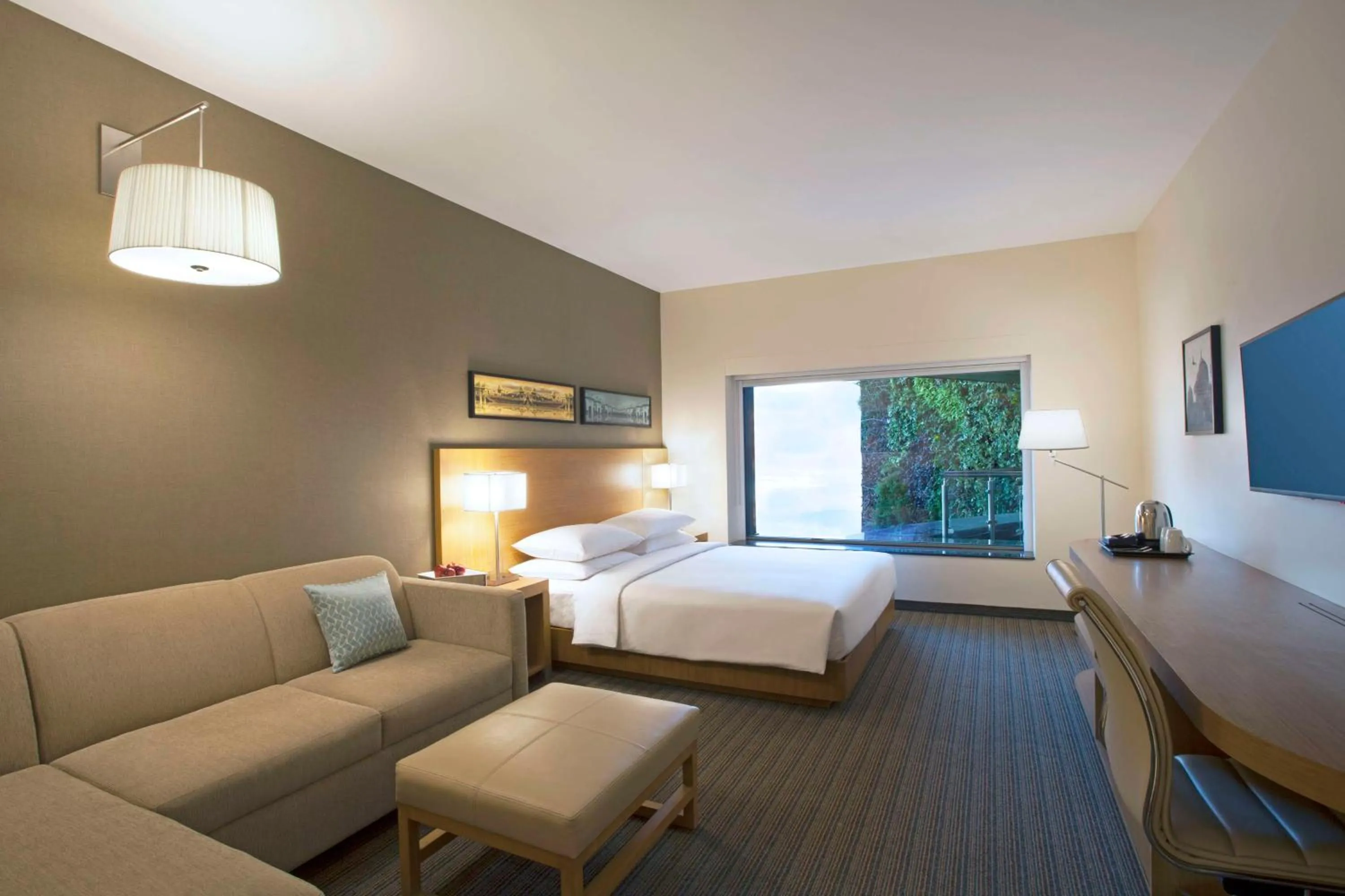 Bedroom, Bed in Hyatt Place Hyderabad Banjara Hills