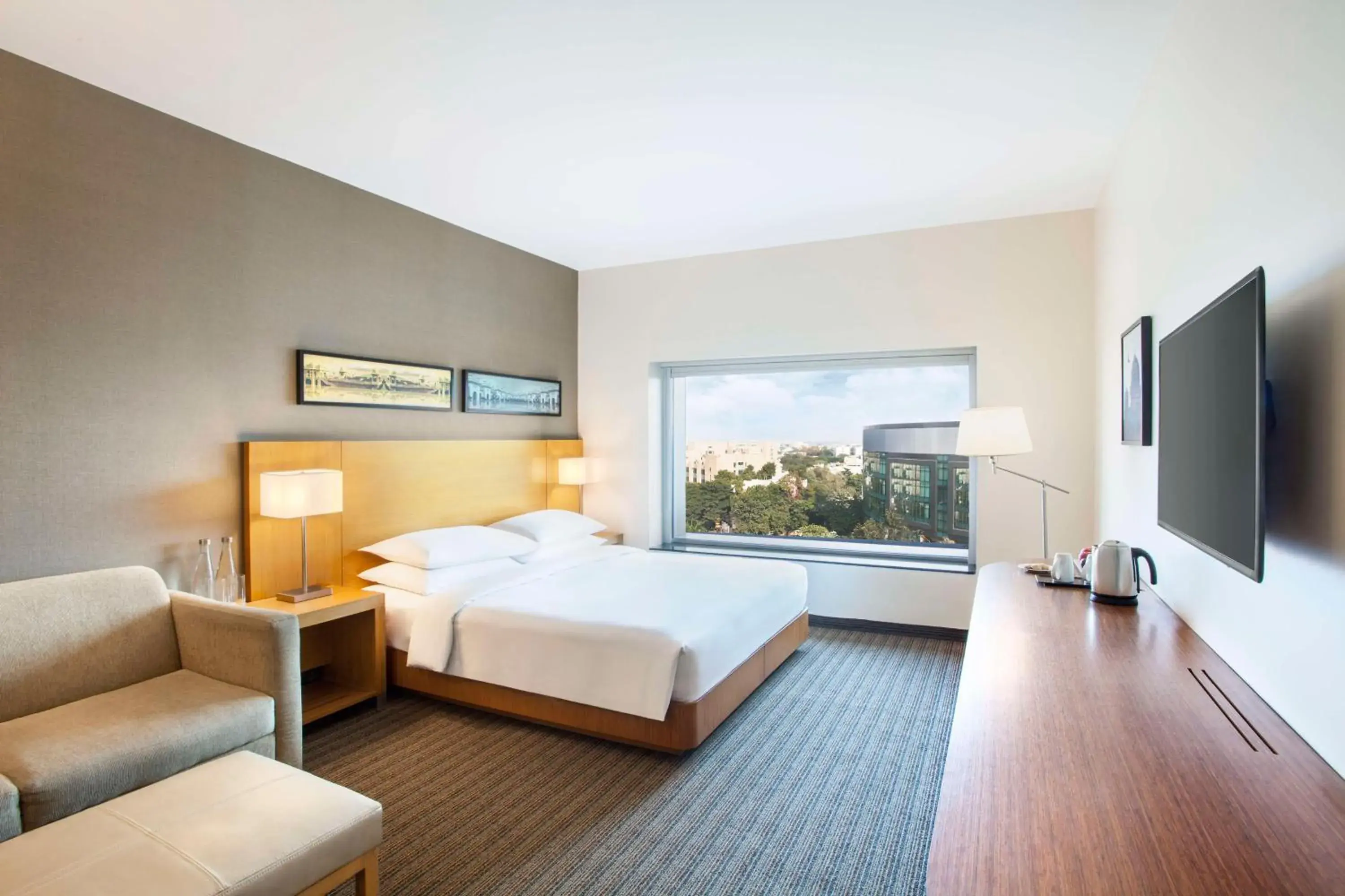 Bedroom, Bed in Hyatt Place Hyderabad Banjara Hills Bedroom, Bed in Hyatt Place Hyderabad Banjara Hills