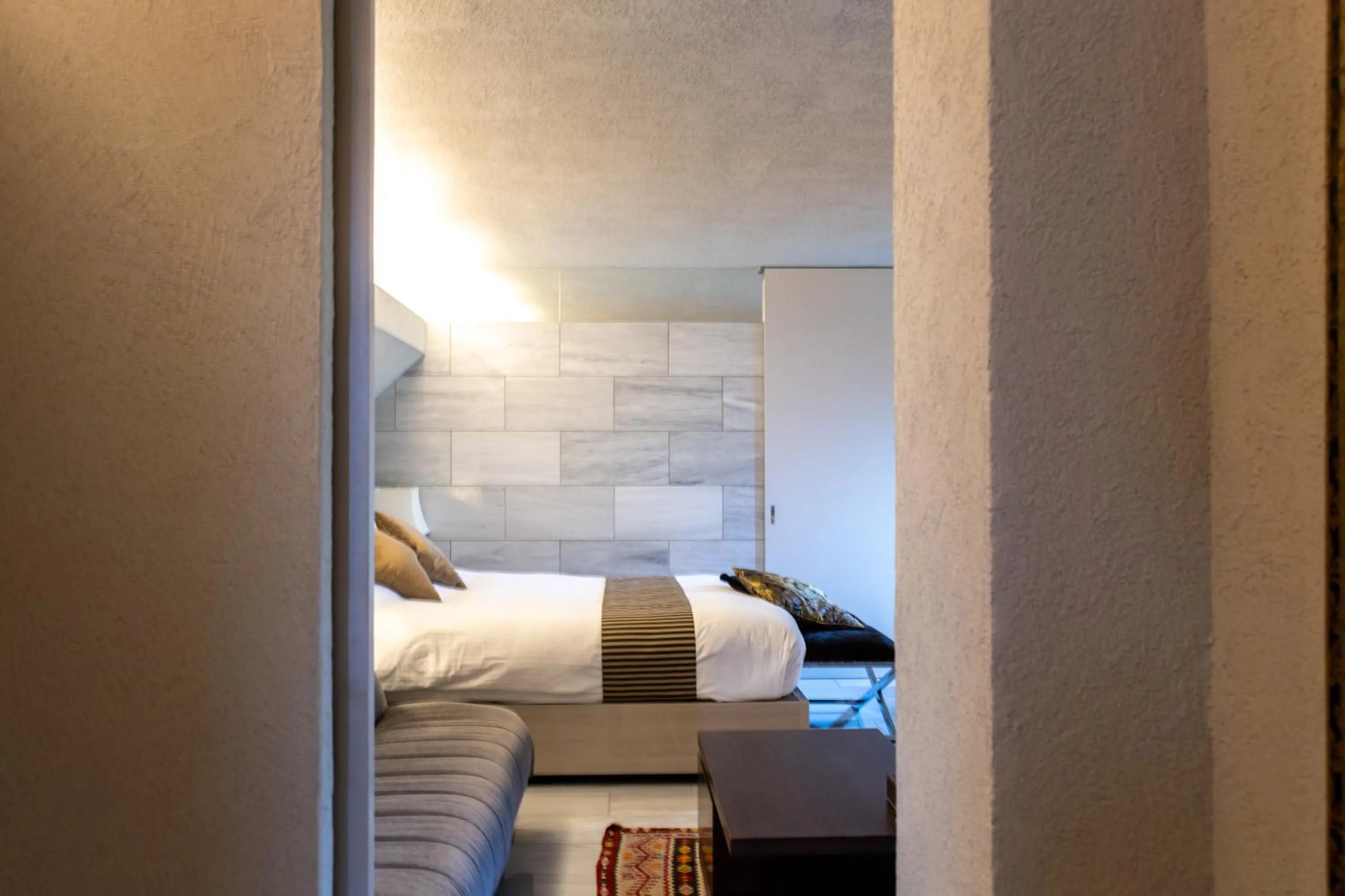 Bed in Luxury Condo Shikine An Gion Shirakawa