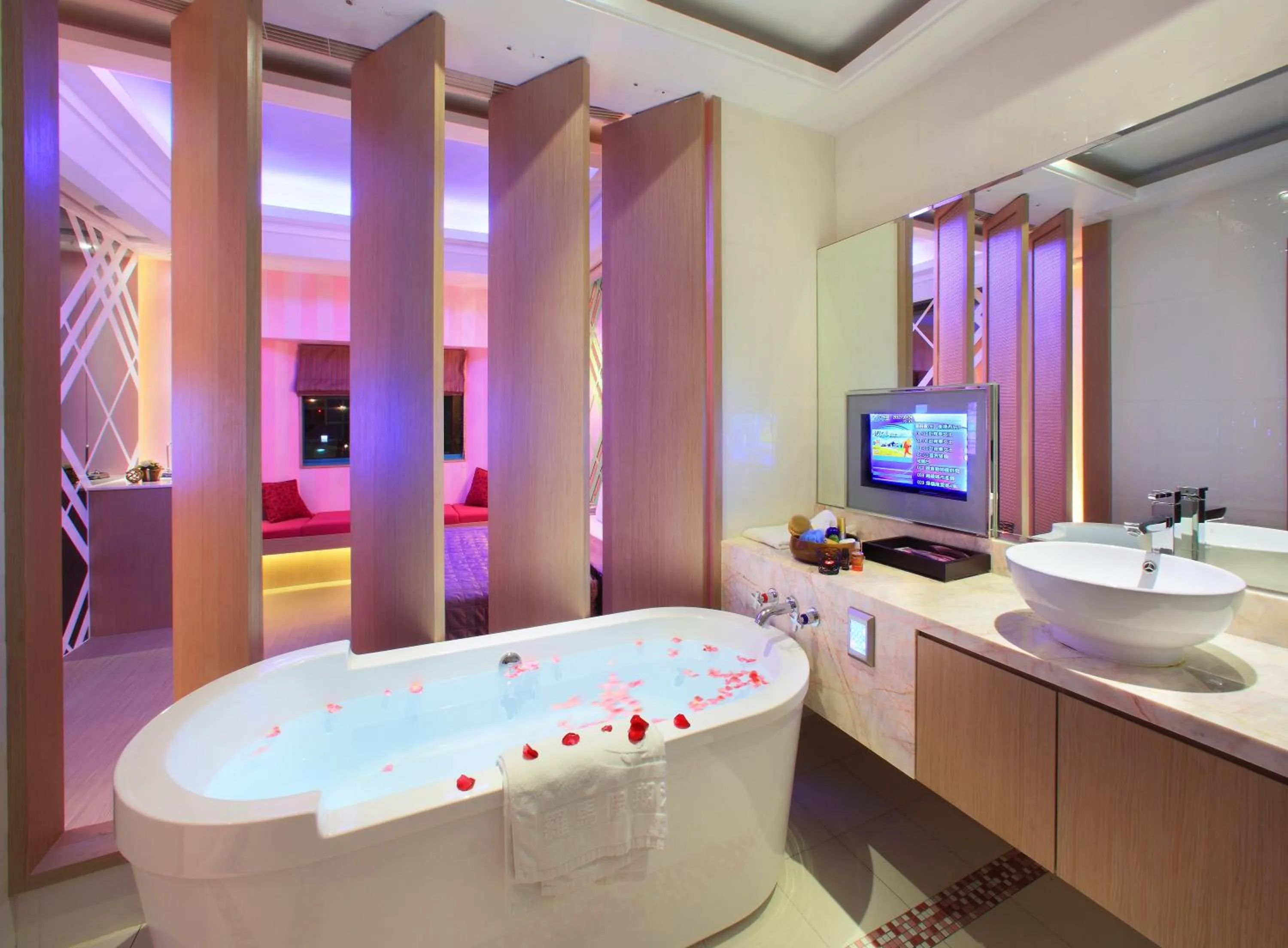 Roman Vacation Motel