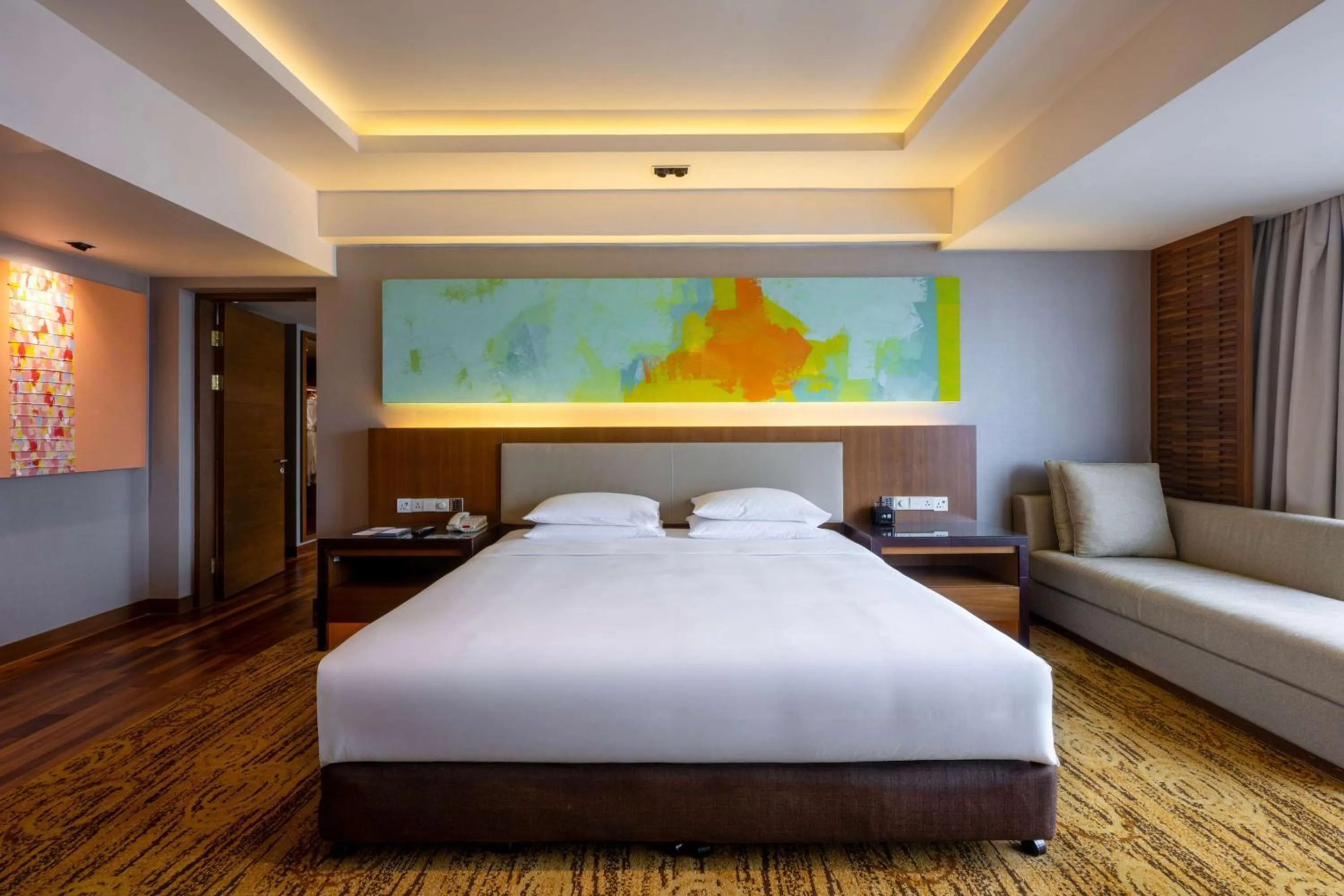 Photo of the whole room, Bed in Hyatt Regency Kinabalu