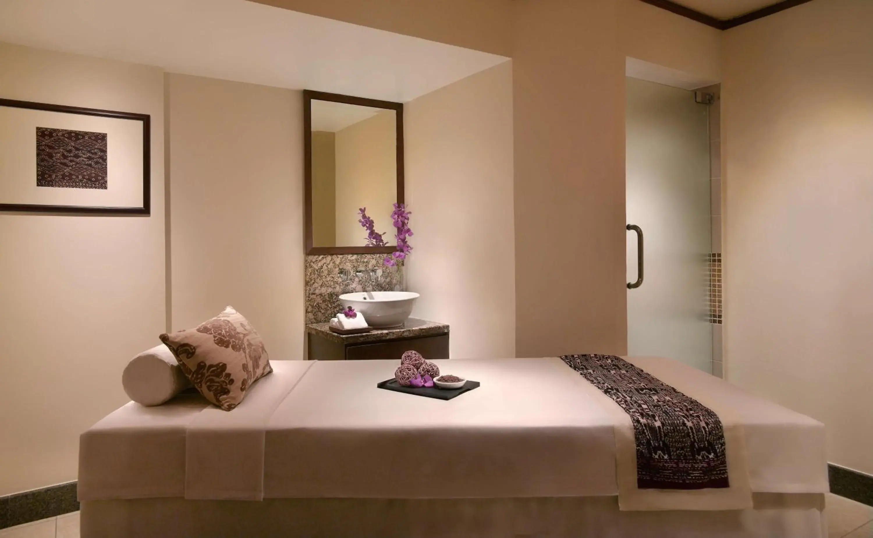 Spa and wellness centre/facilities, Bed in Hyatt Regency Kinabalu Spa and wellness centre/facilities, Bed in Hyatt Regency Kinabalu