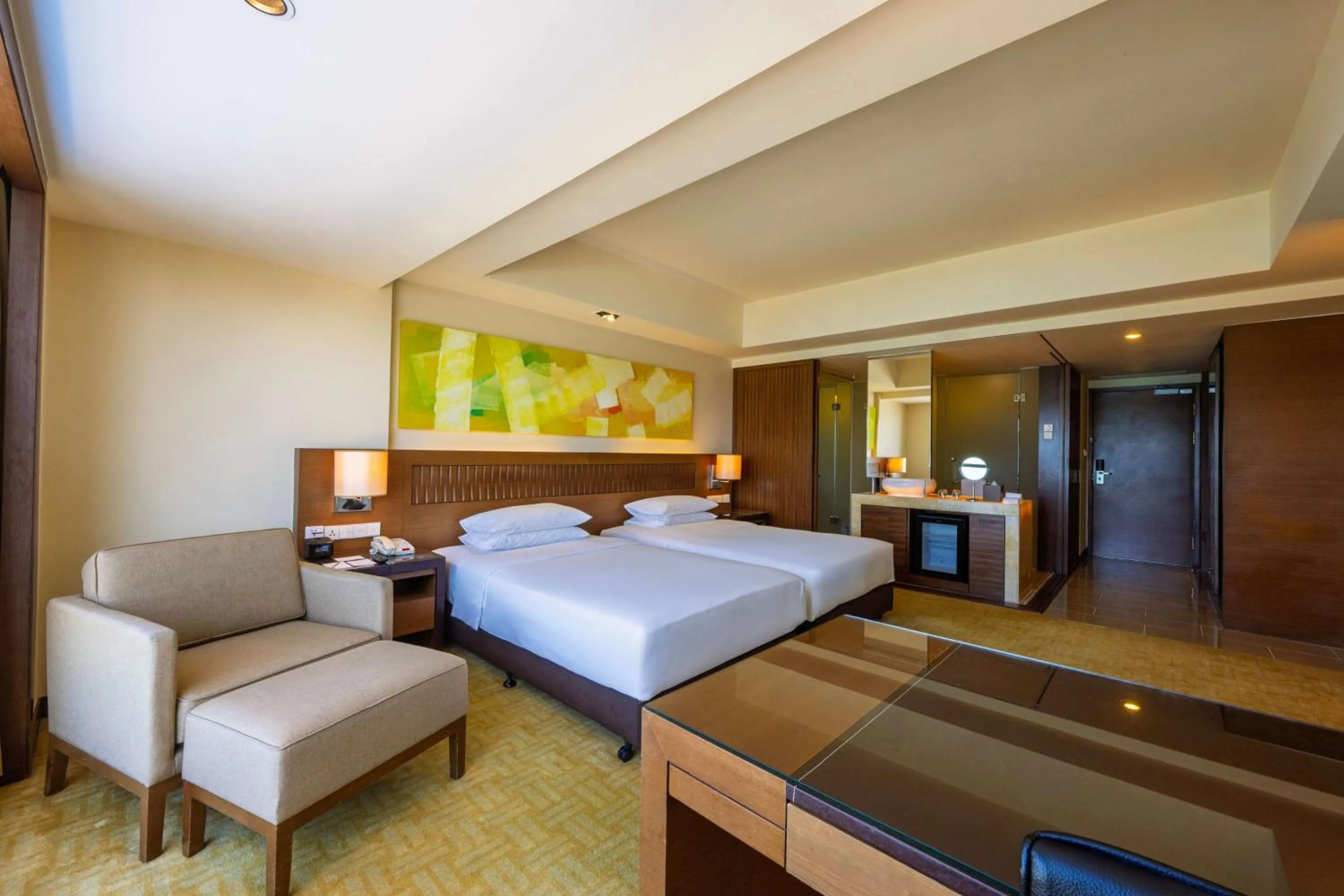 Bedroom, Bed in Hyatt Regency Kinabalu