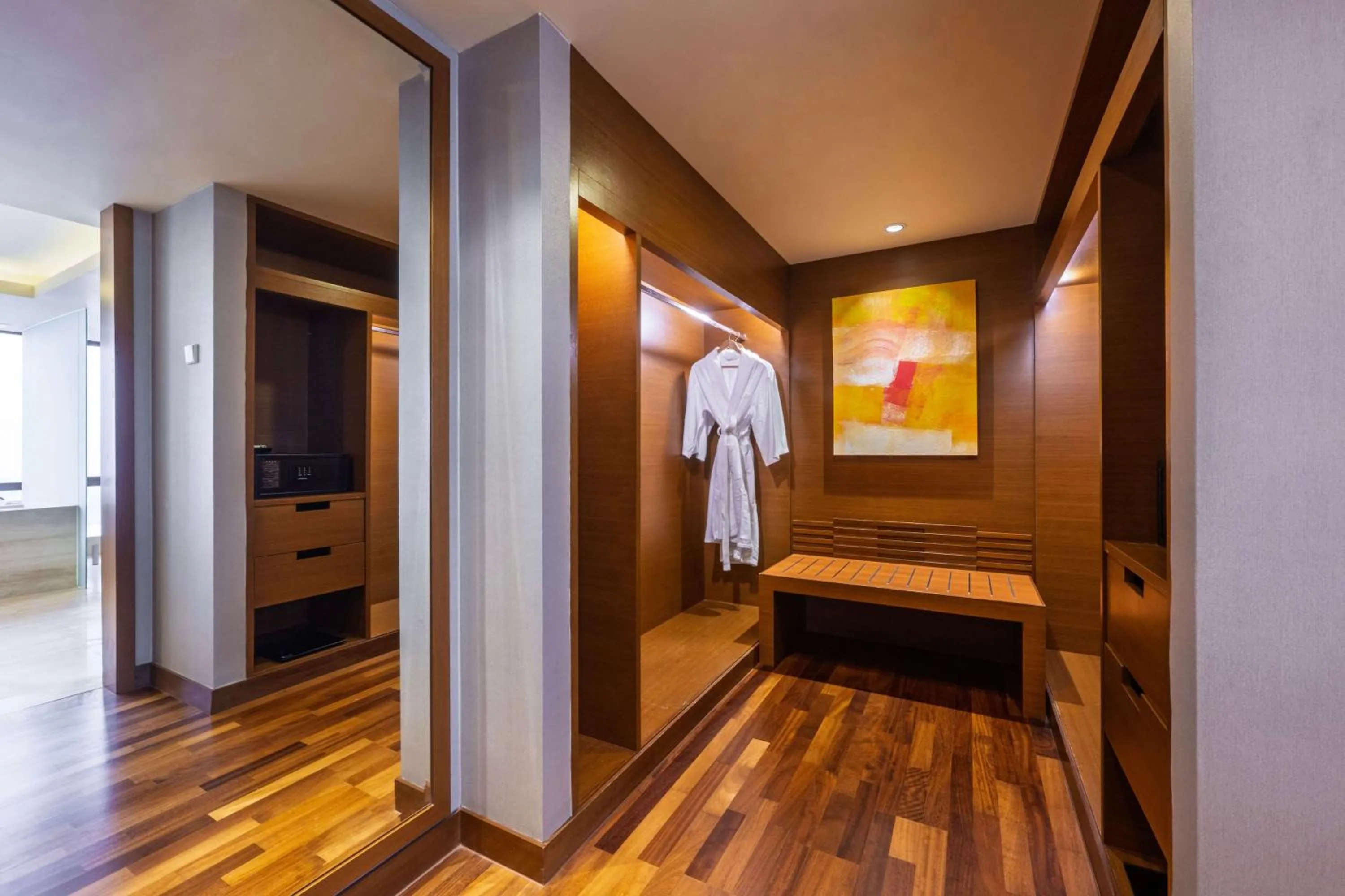 Bedroom, Bed in Hyatt Regency Kinabalu