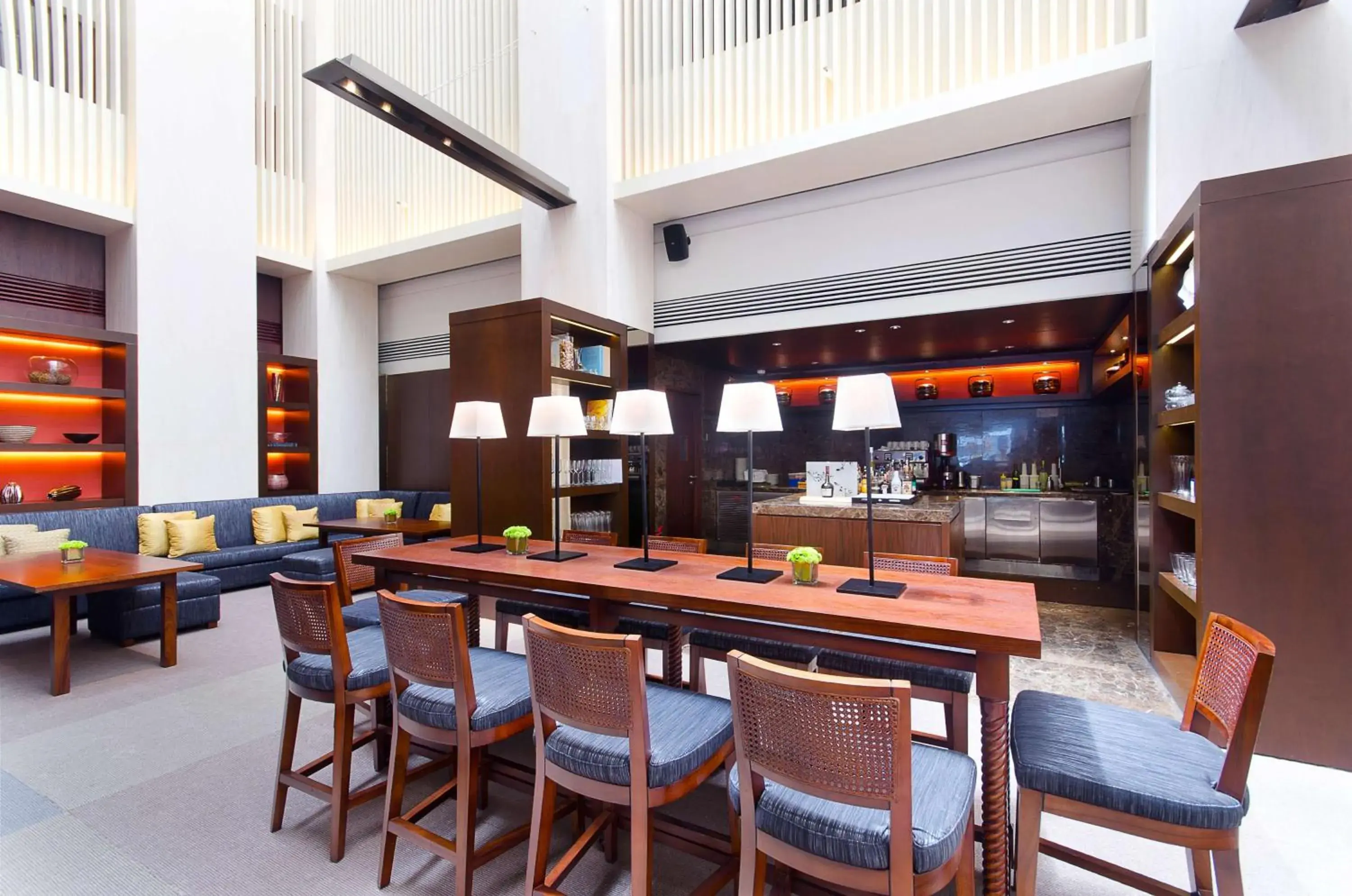 Lounge or bar in Hyatt Regency Kinabalu Lounge or bar in Hyatt Regency Kinabalu