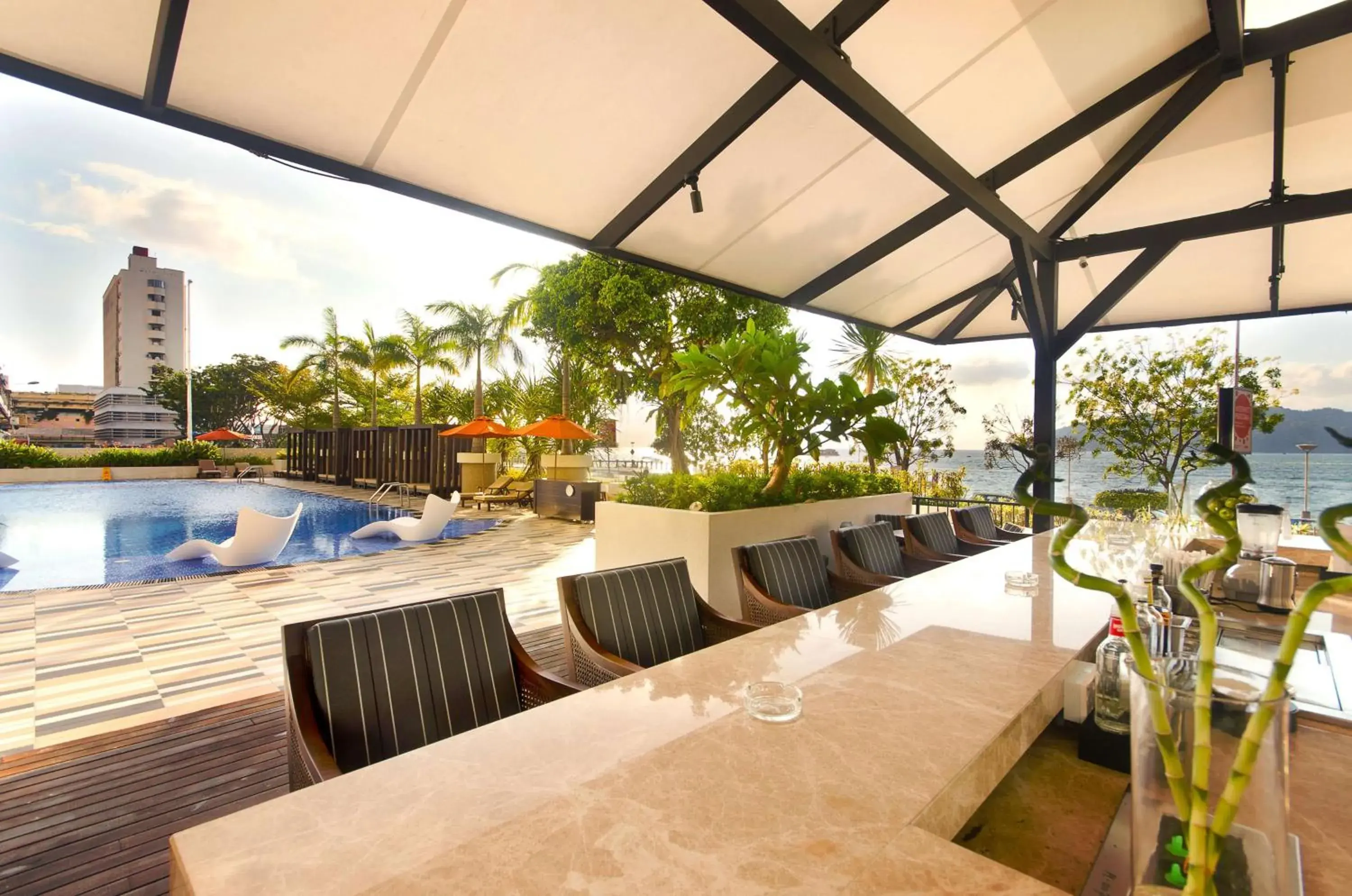 Lounge or bar in Hyatt Regency Kinabalu Lounge or bar in Hyatt Regency Kinabalu