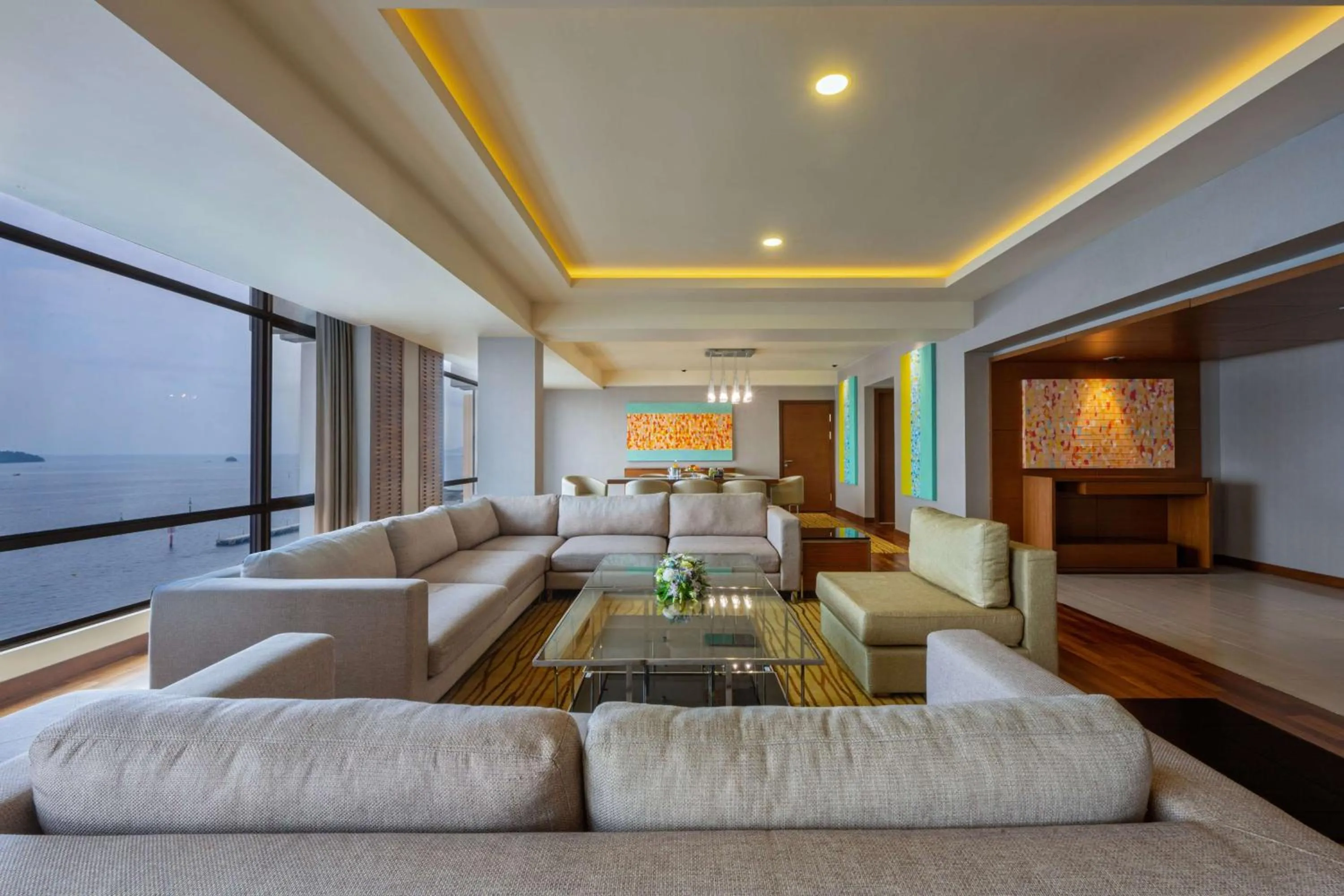 Photo of the whole room in Hyatt Regency Kinabalu