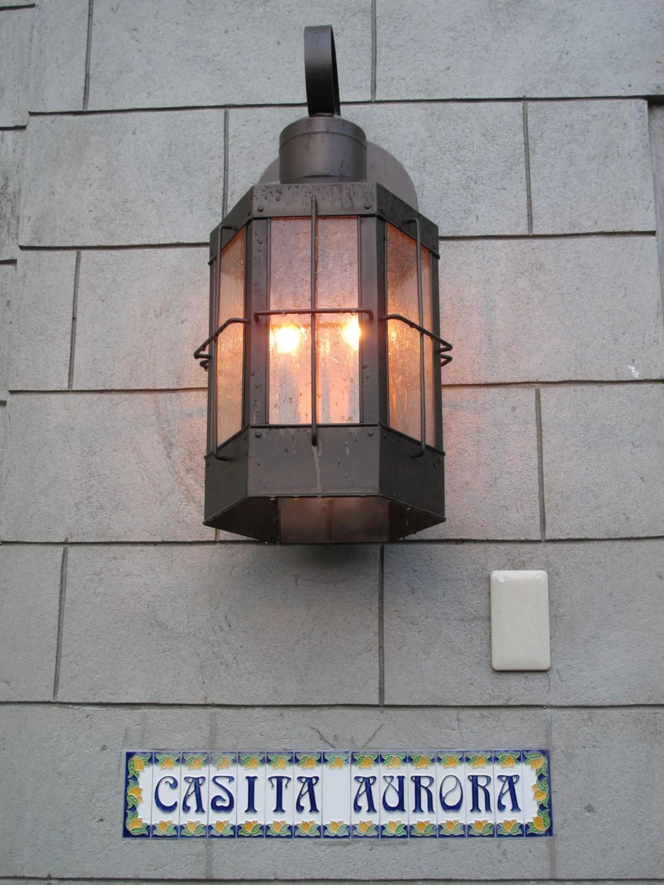 Property logo or sign in Casita Aurora Bed and Breakfast