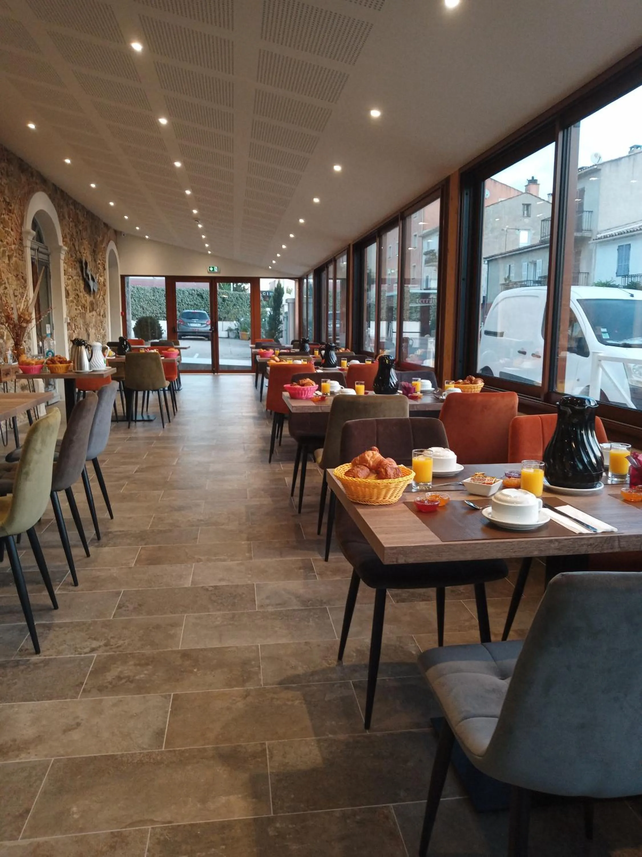 Food and drinks in Hotel Maquis et Mer