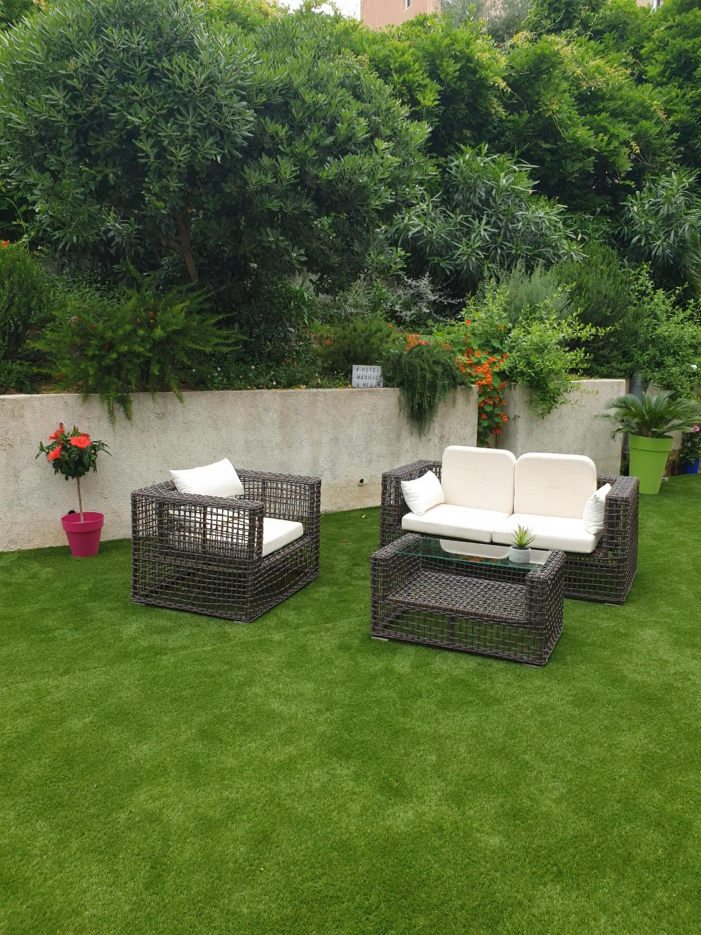 Garden in Hotel Maquis et Mer