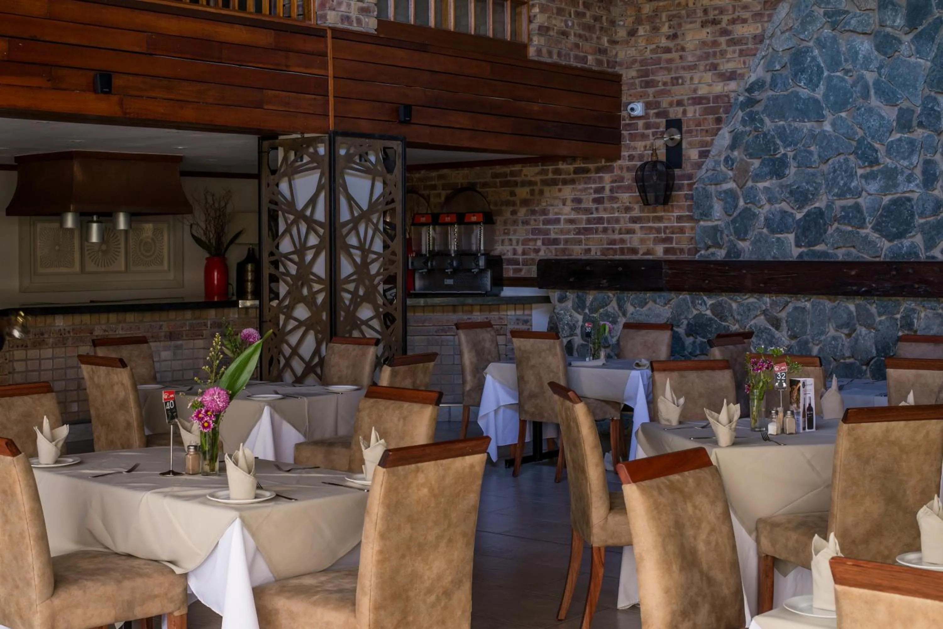 Restaurant/places to eat in Kruger Park Lodge Unit No. 509