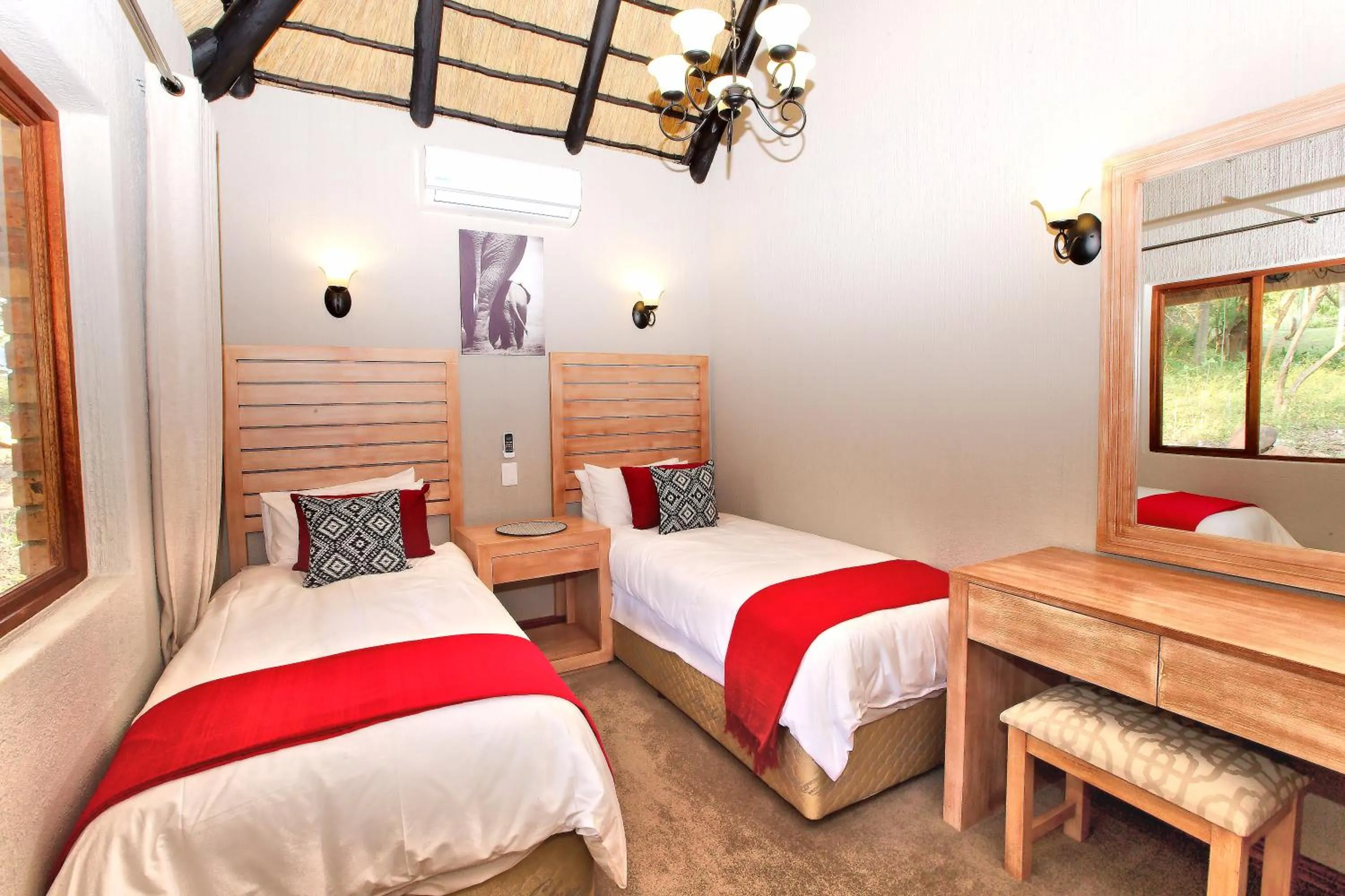 Bedroom, Bed in Kruger Park Lodge Unit No. 509