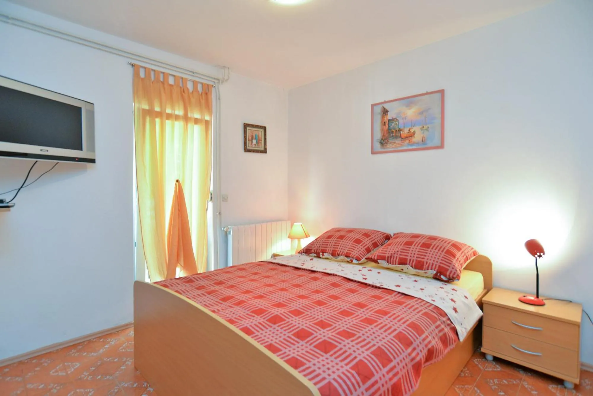 Bed in Apartments Milena 436