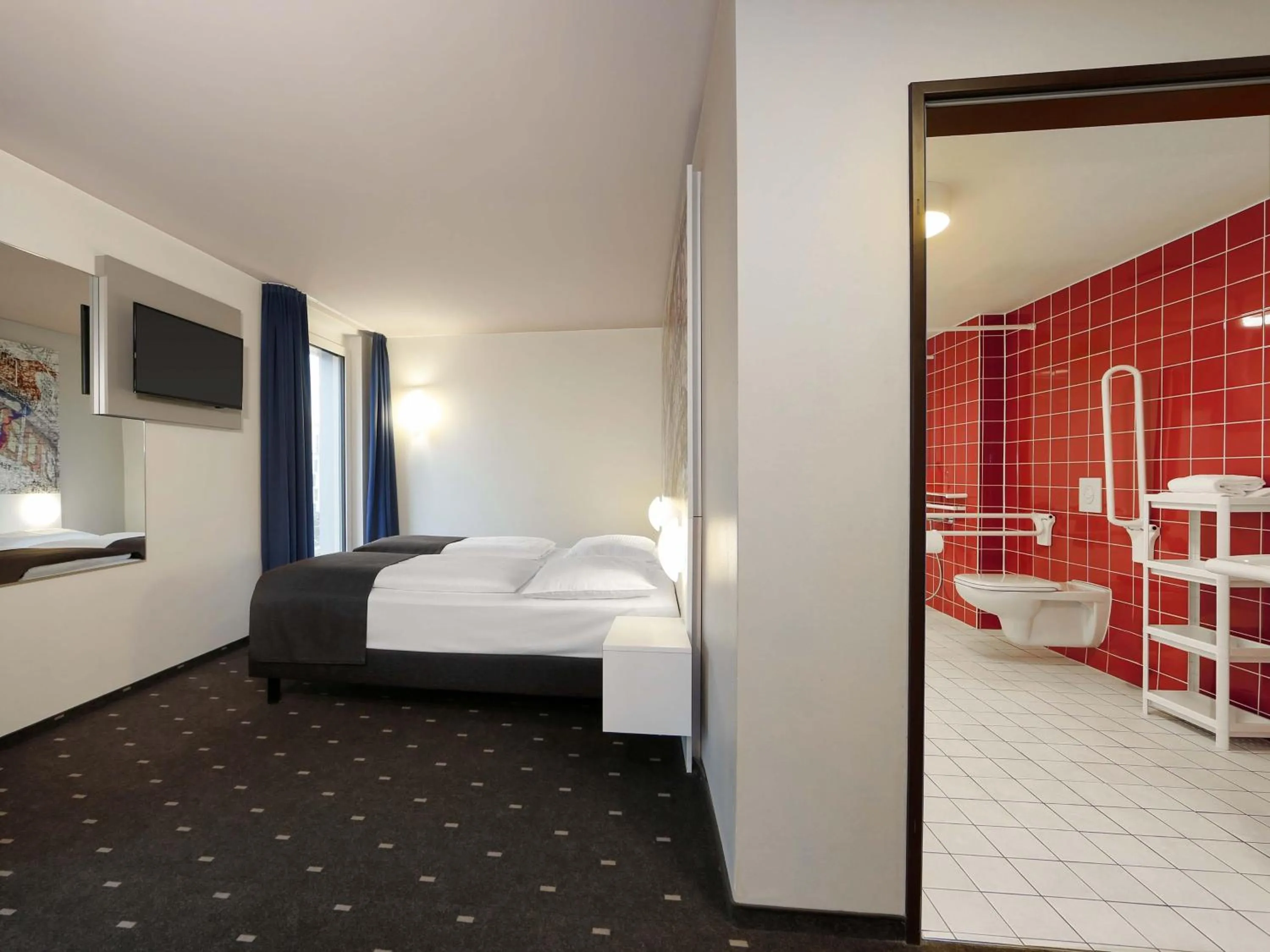 Photo of the whole room, Bed in B&B HOTEL Berlin-Alexanderplatz