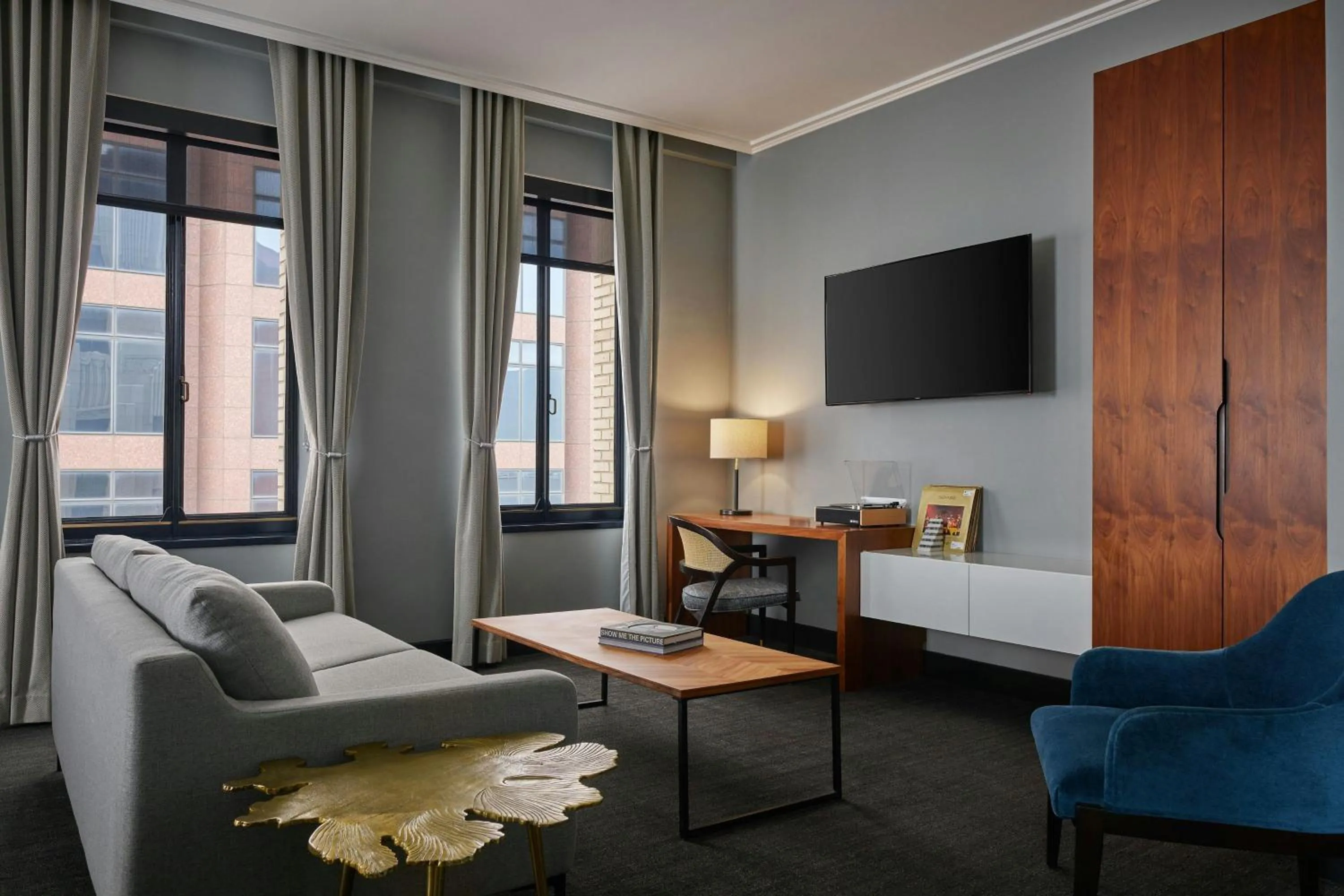 Photo of the whole room in Renaissance Saint Elm Dallas Downtown Hotel