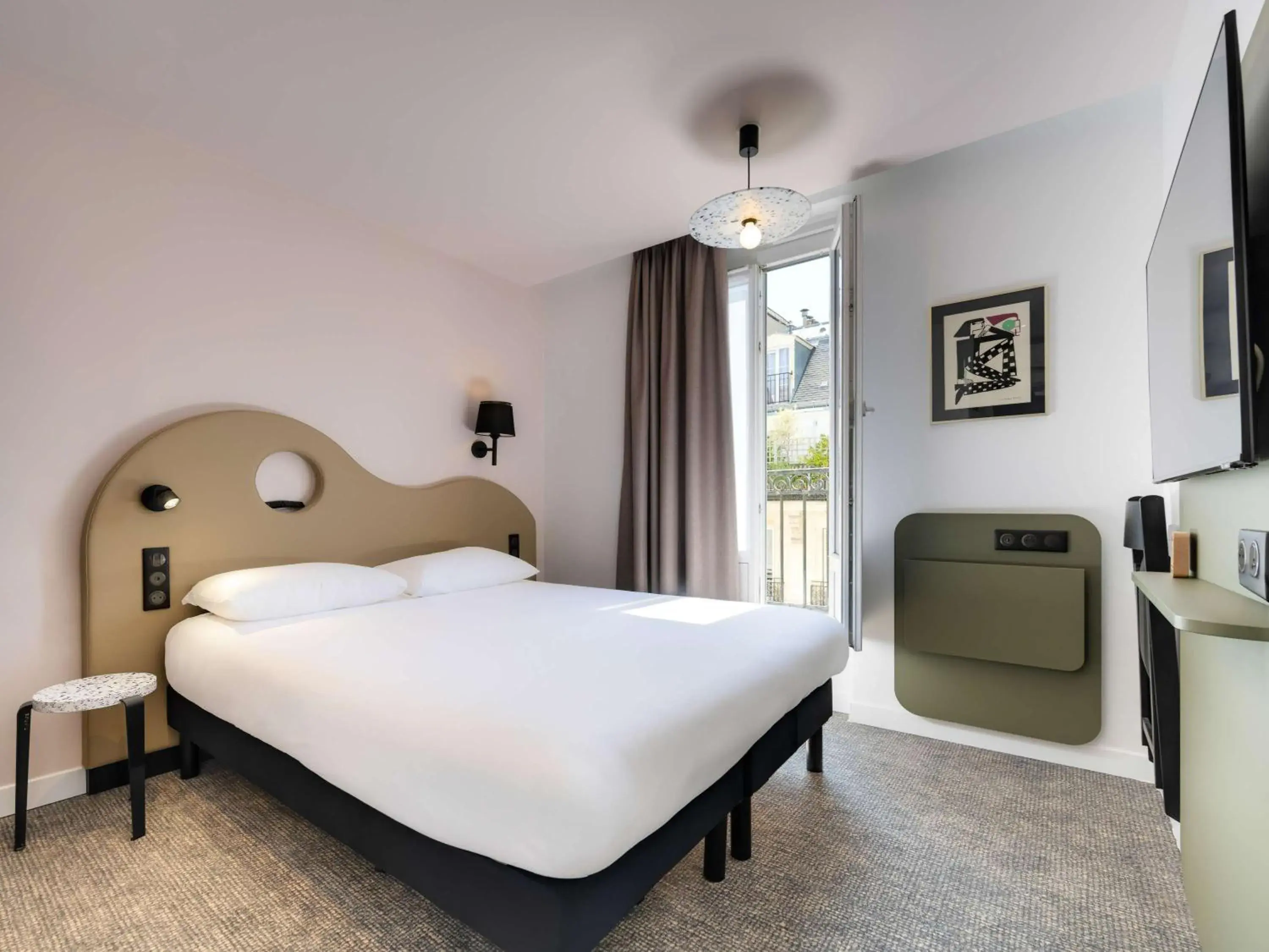 Bedroom, Bed in ibis Styles Paris Cadet Lafayette Bedroom, Bed in ibis Styles Paris Cadet Lafayette