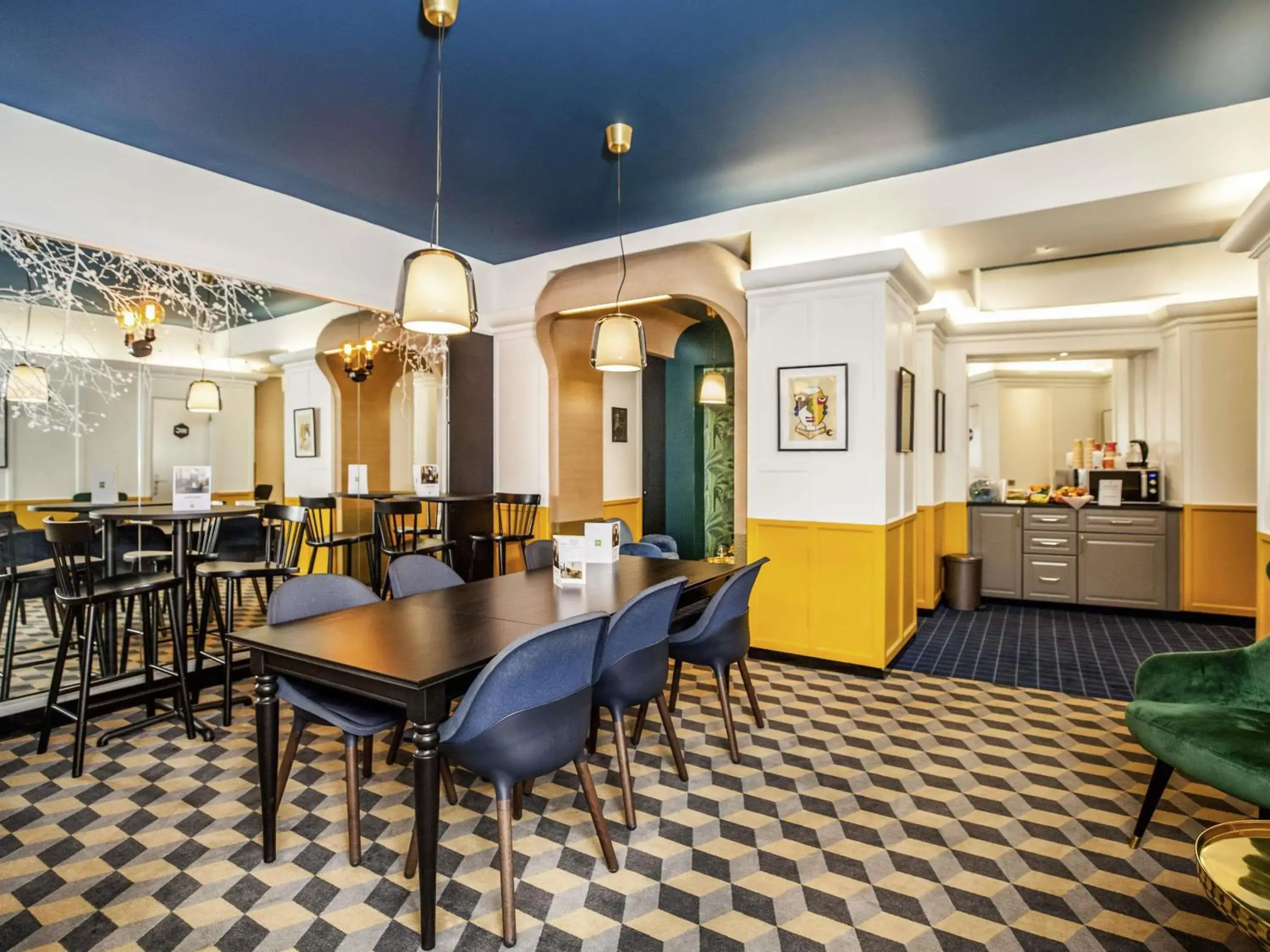 Property building in ibis Styles Paris Cadet Lafayette Property building in ibis Styles Paris Cadet Lafayette