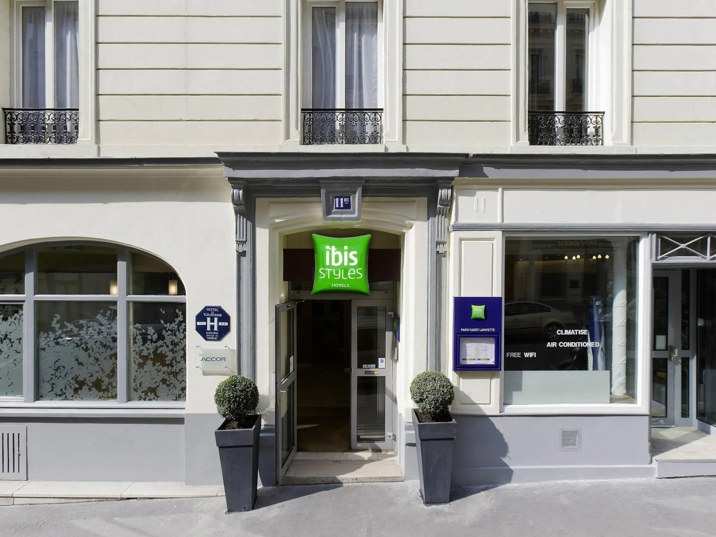 Property building in ibis Styles Paris Cadet Lafayette Property building in ibis Styles Paris Cadet Lafayette
