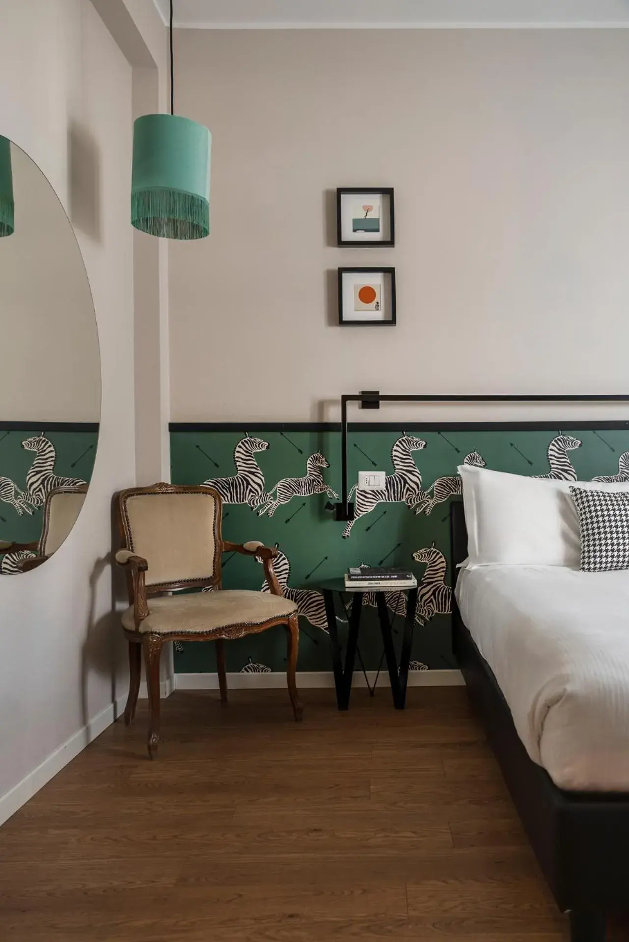 Bedroom, Bed in Hotel Vagabond Bedroom, Bed in Hotel Vagabond