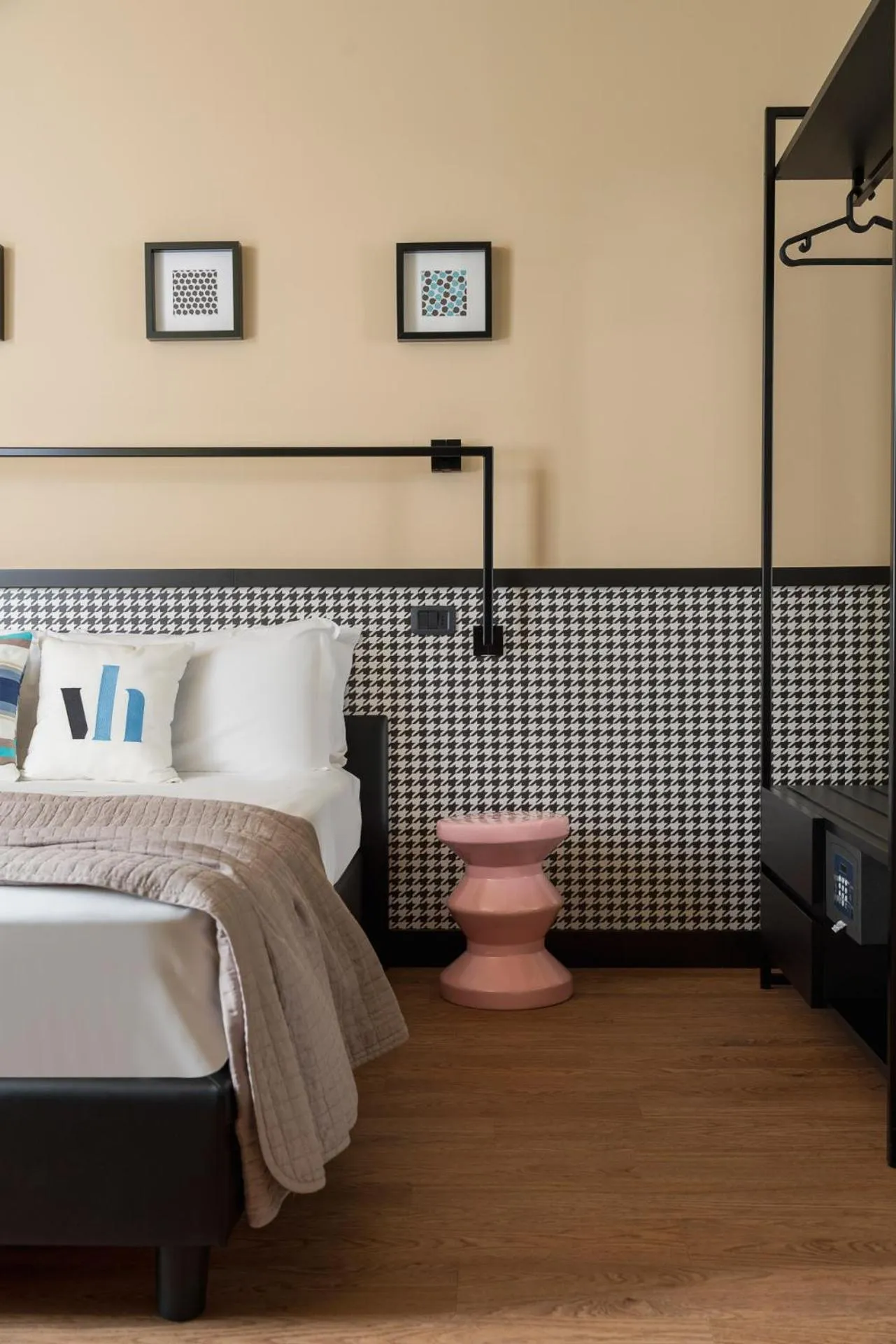 Bedroom, Bed in Hotel Vagabond