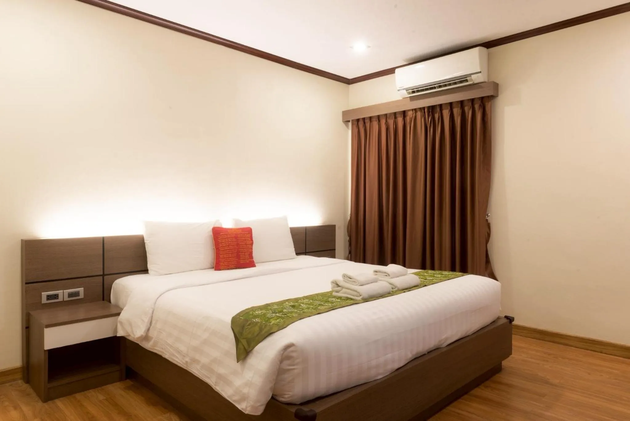 Bed in NIM SEE SENG Hotel