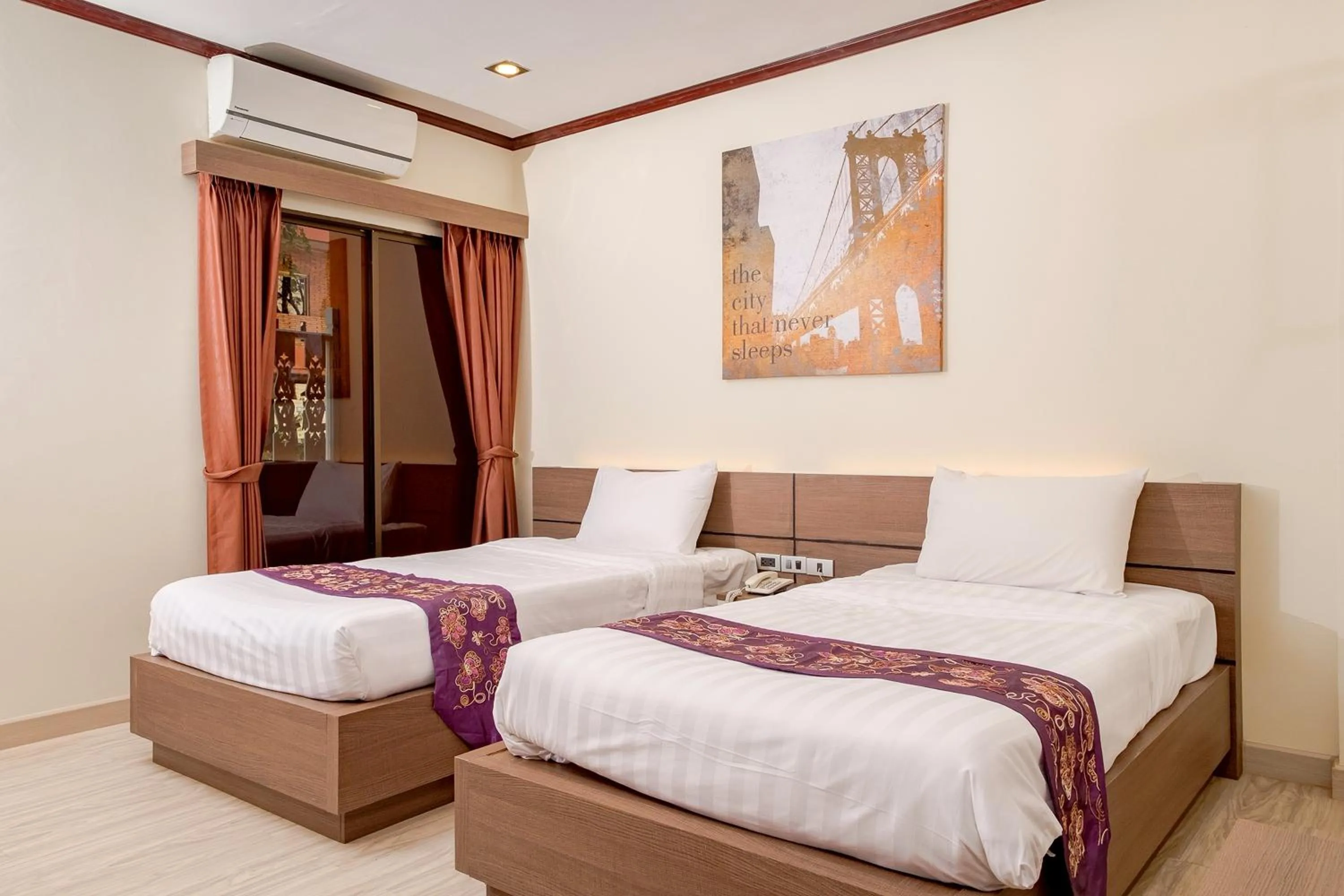 Bed in NIM SEE SENG Hotel