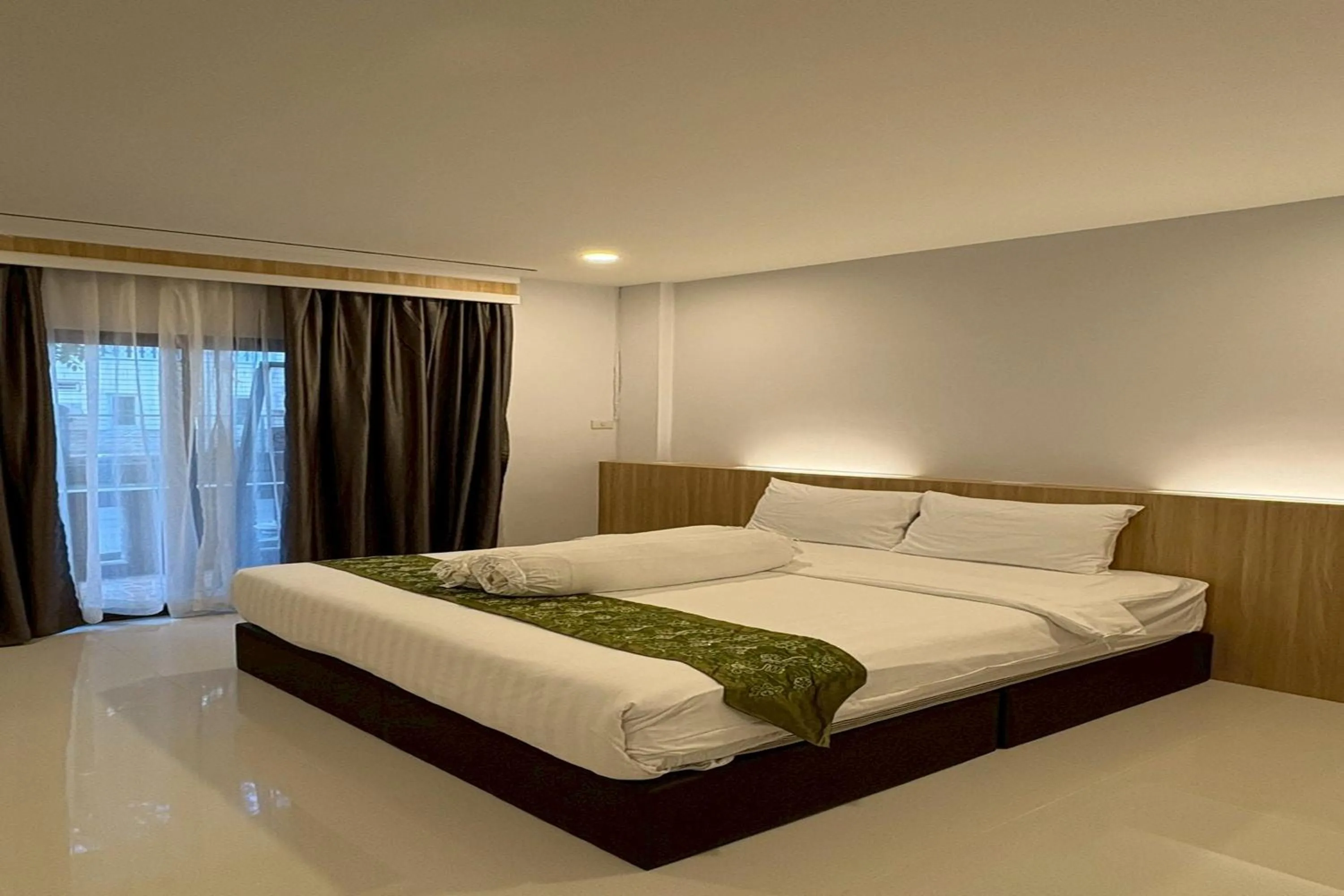 Bed in NIM SEE SENG Hotel
