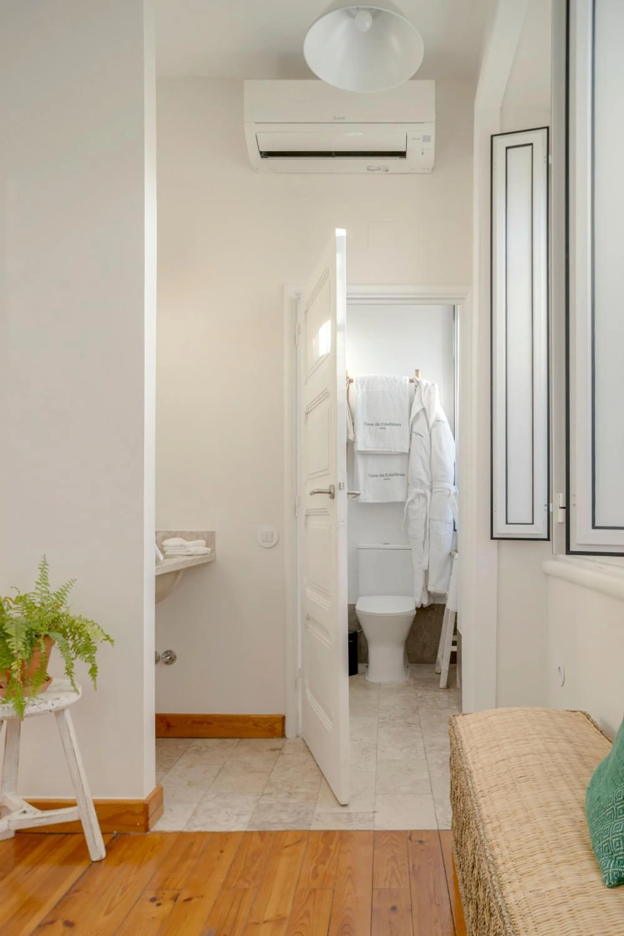 Bathroom, Bed in Casa da Estefânea