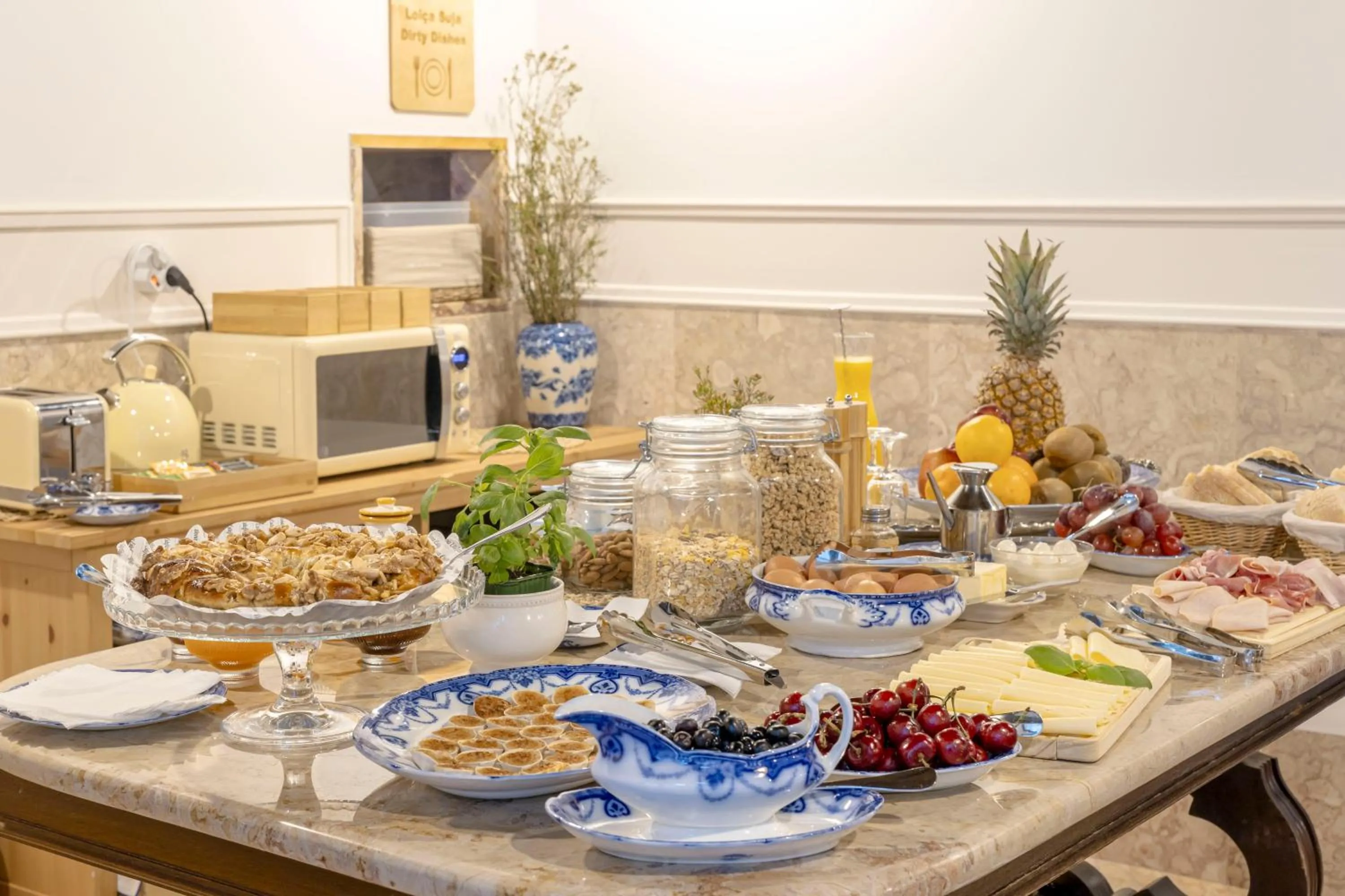 Food and drinks in Casa da Estefânea