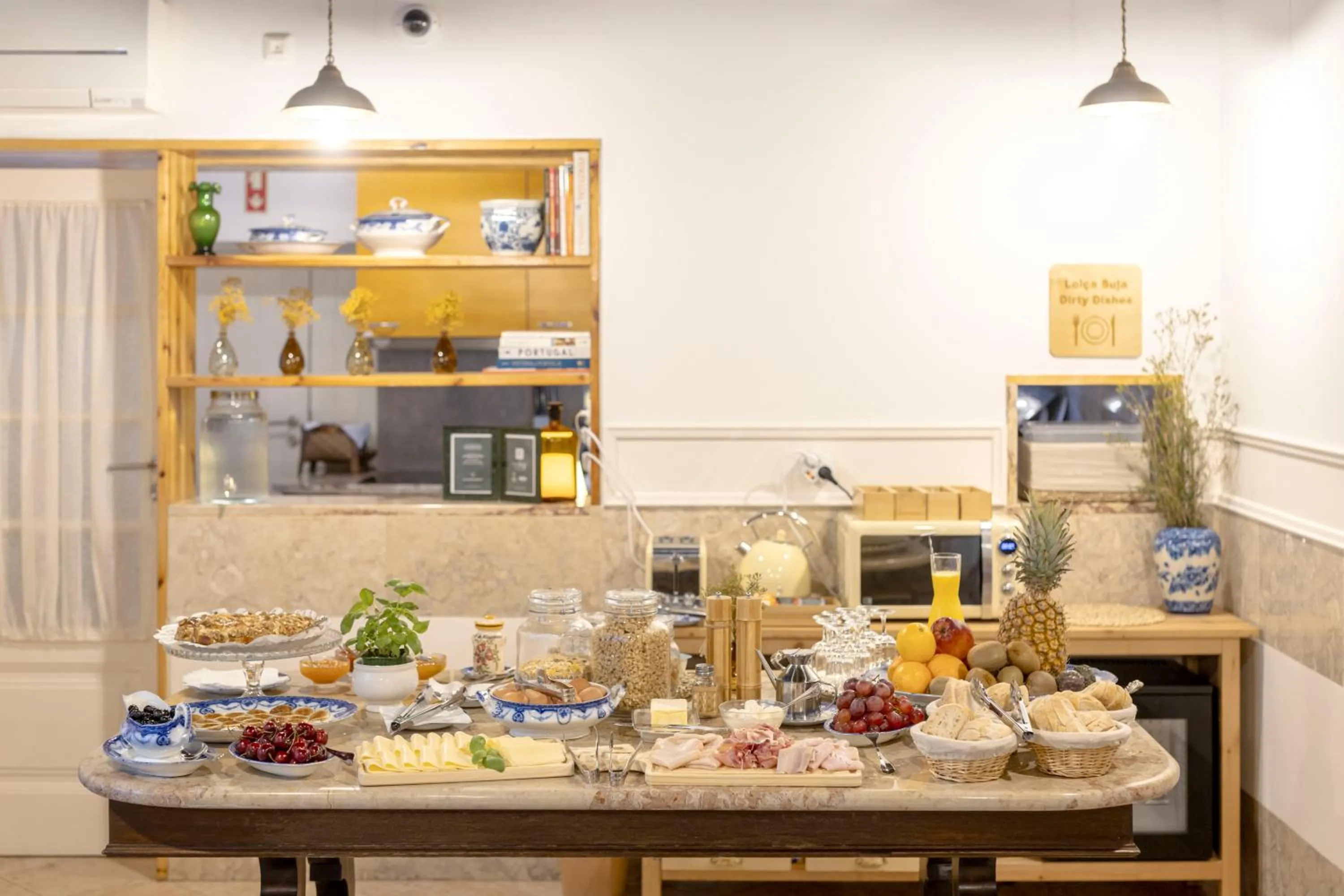 Food and drinks in Casa da Estefânea