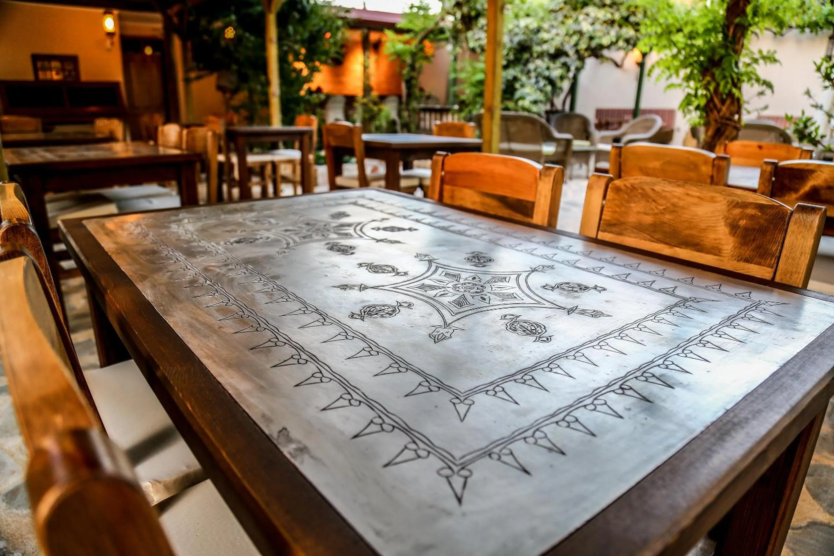 Restaurant/places to eat in Dardanos Hotel