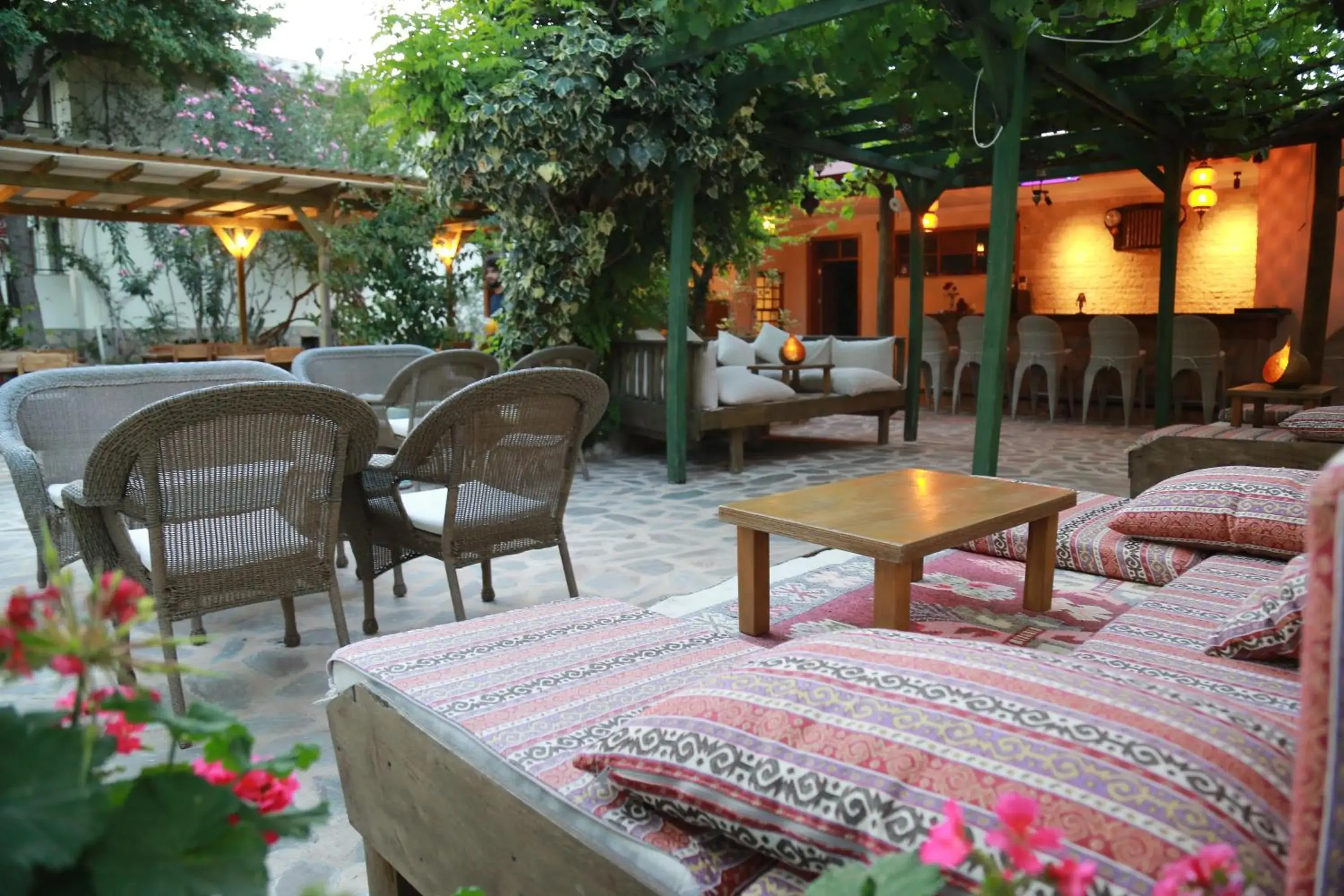 Lounge or bar in Dardanos Hotel Lounge or bar in Dardanos Hotel