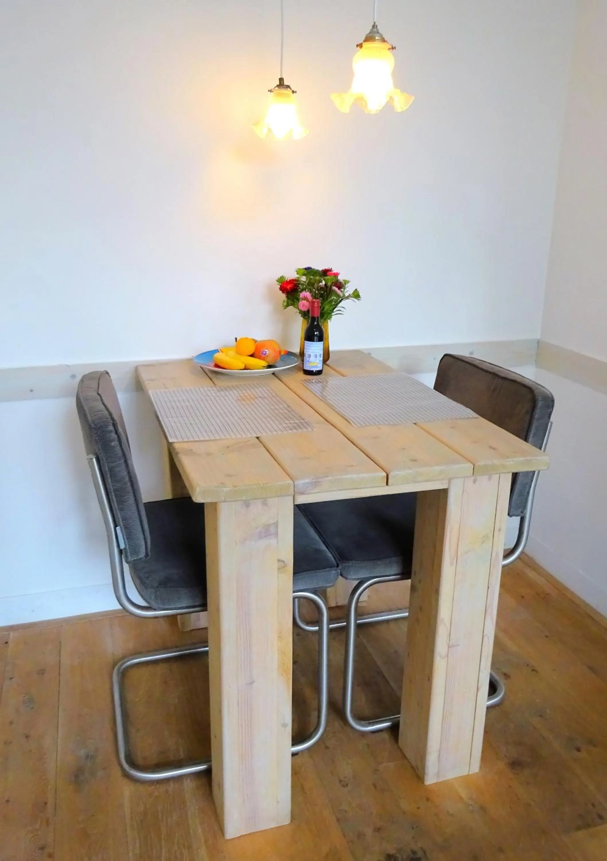 Dining area in B&B Vierwinden
