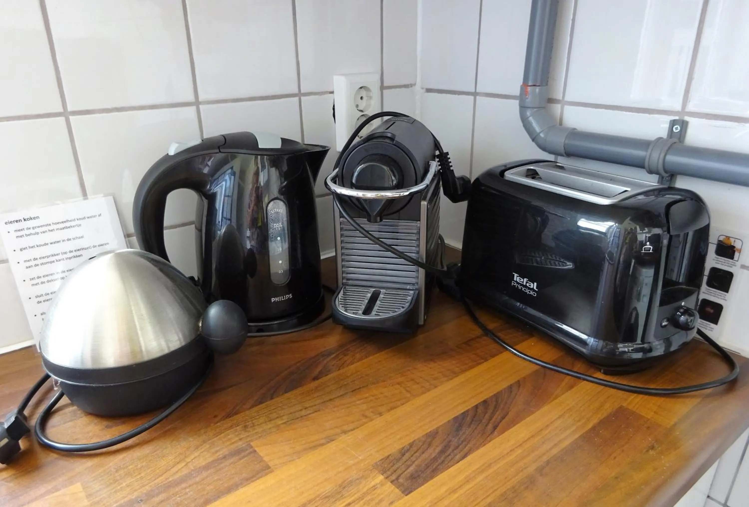Coffee/tea facilities in B&B Vierwinden
