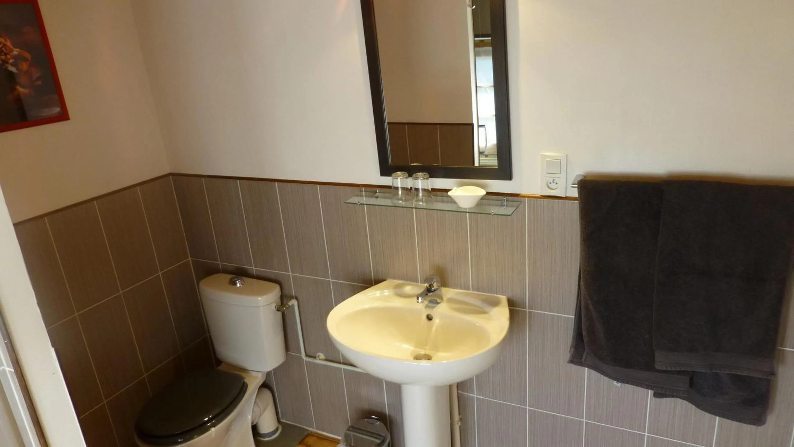 Bathroom in Auberge De La Providence