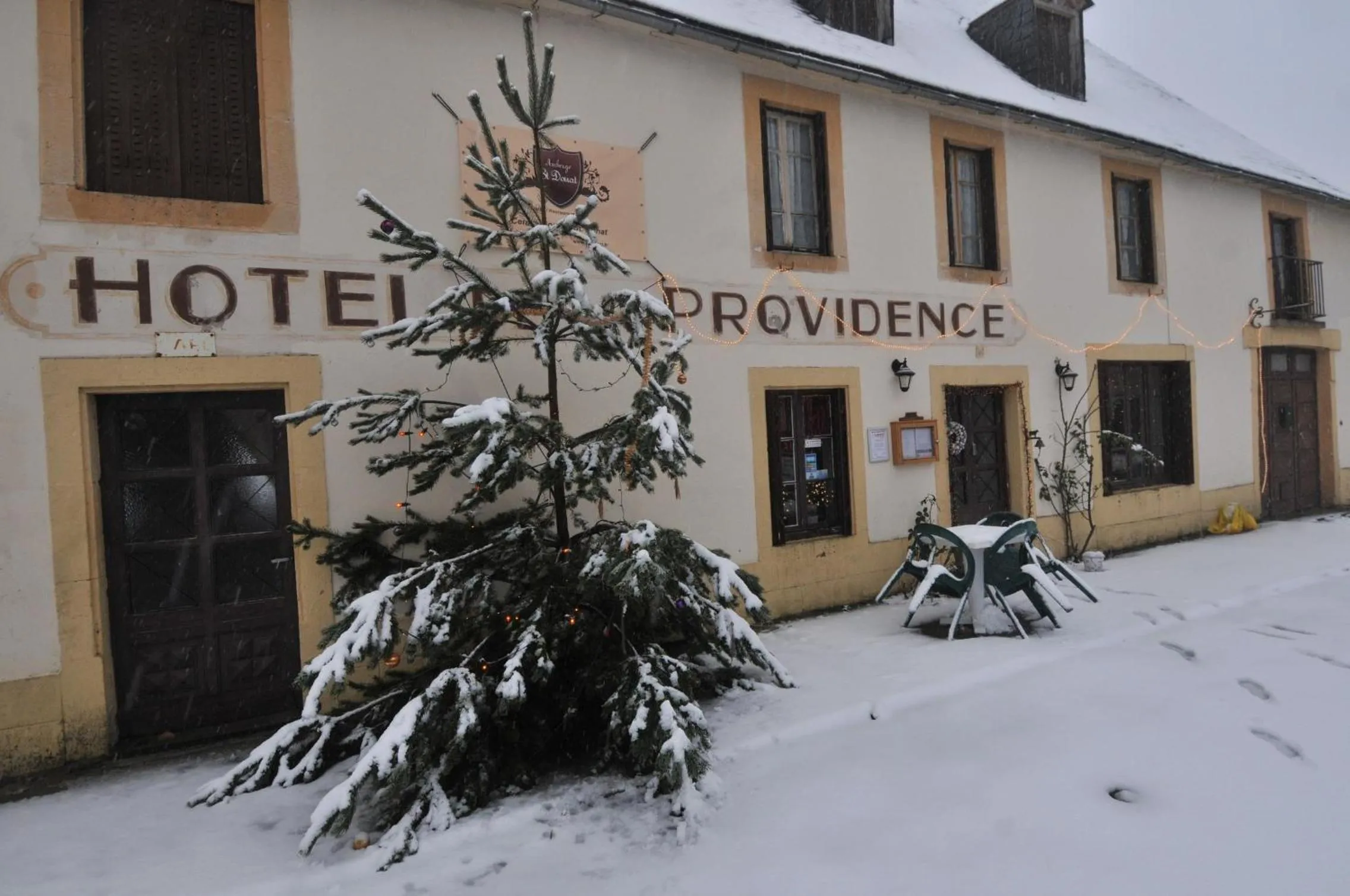 Restaurant/places to eat in Auberge De La Providence