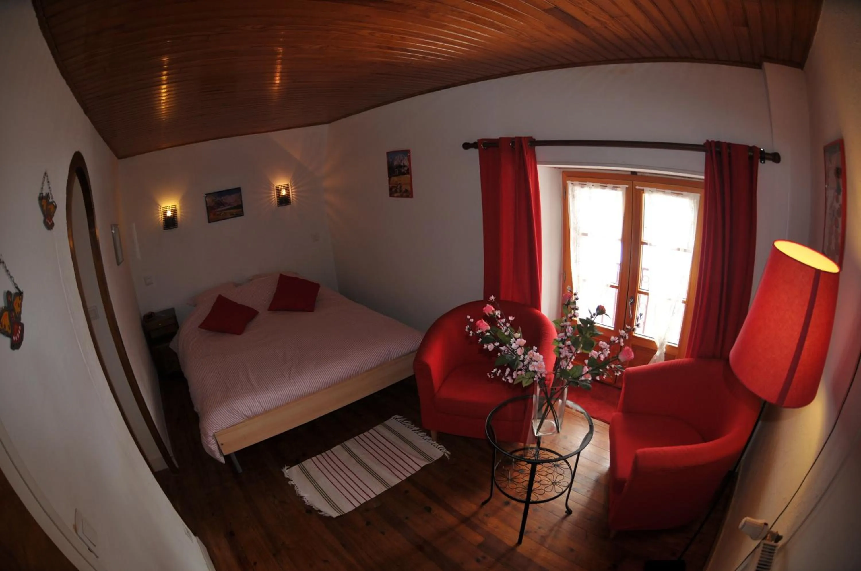 Bedroom, Bed in Auberge De La Providence
