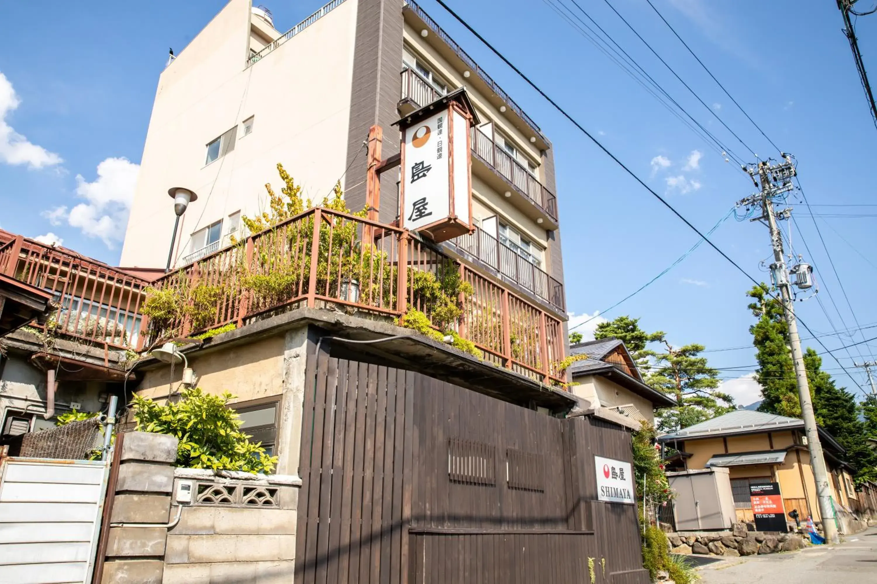 Property building in Shimaya Property building in Shimaya