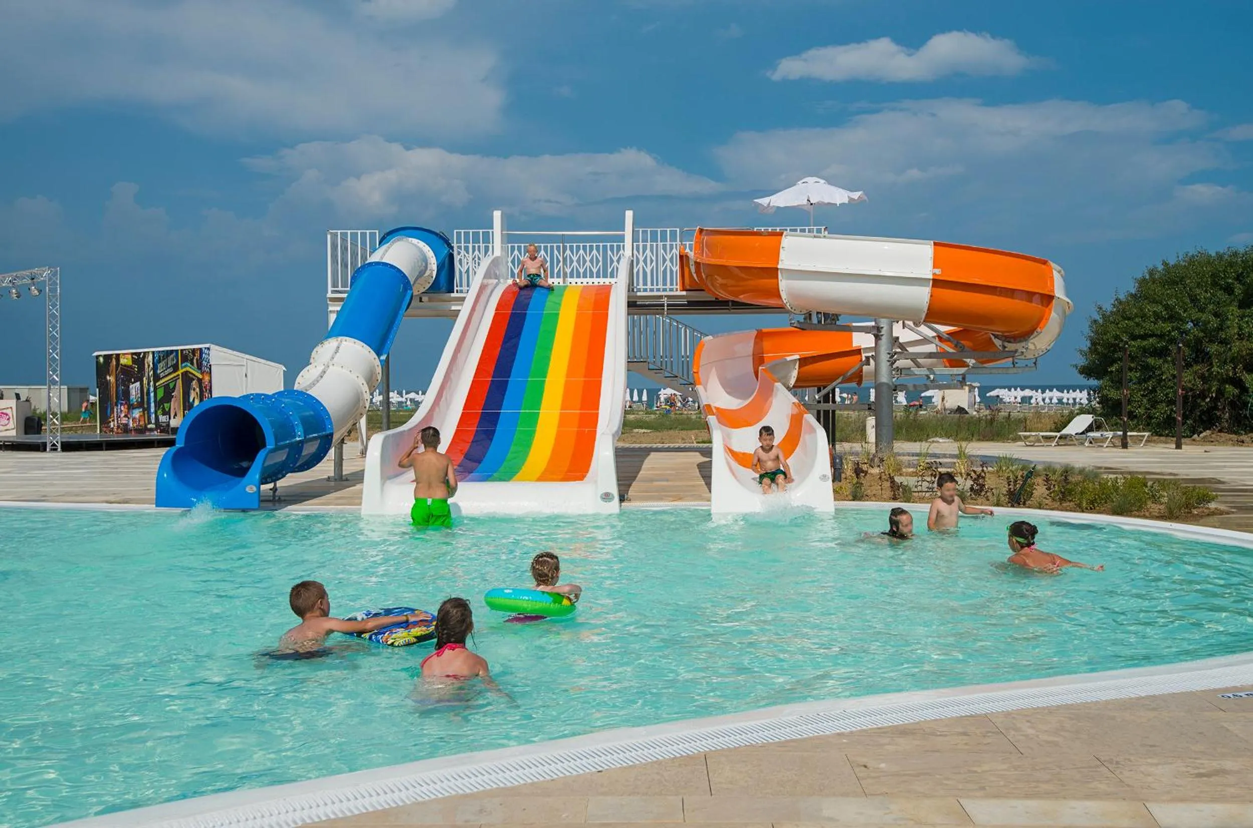 Swimming pool in Sunrise Blue Magic Resort - All Inclusive