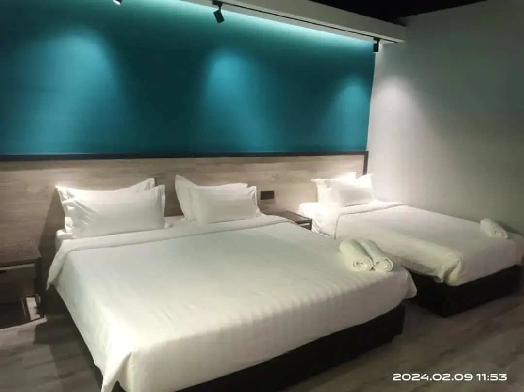 Bed in Pantai Inn Kota Kinabalu Bed in Pantai Inn Kota Kinabalu