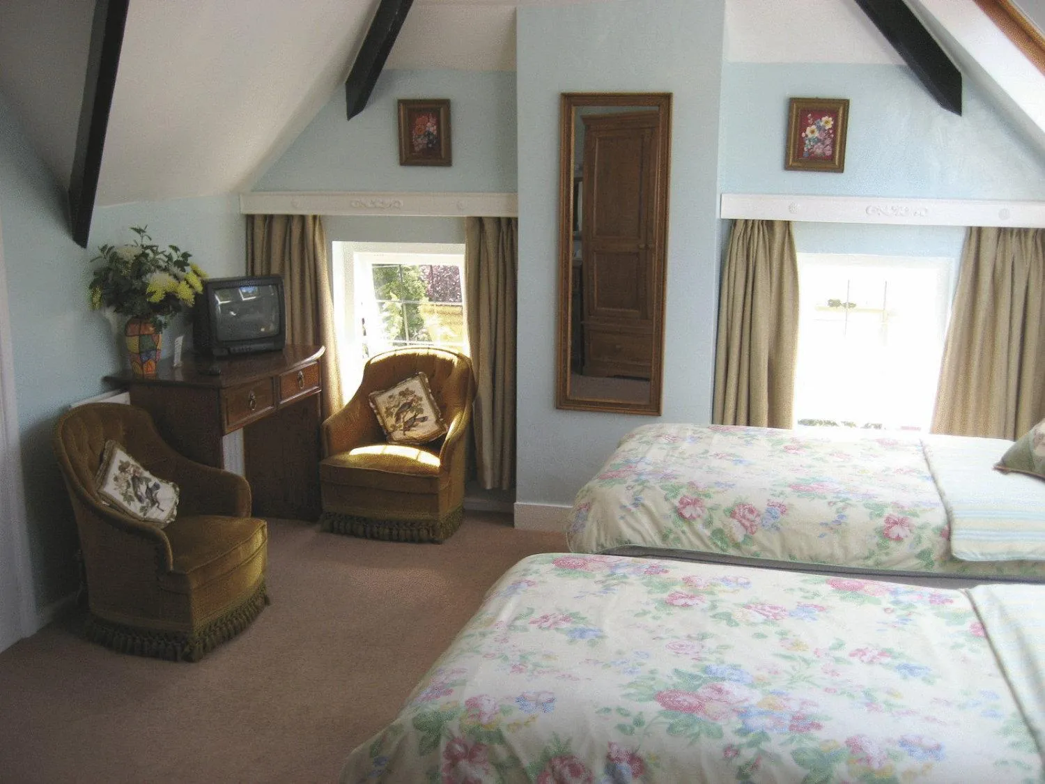 Day, Bed in The Dial House Guest House