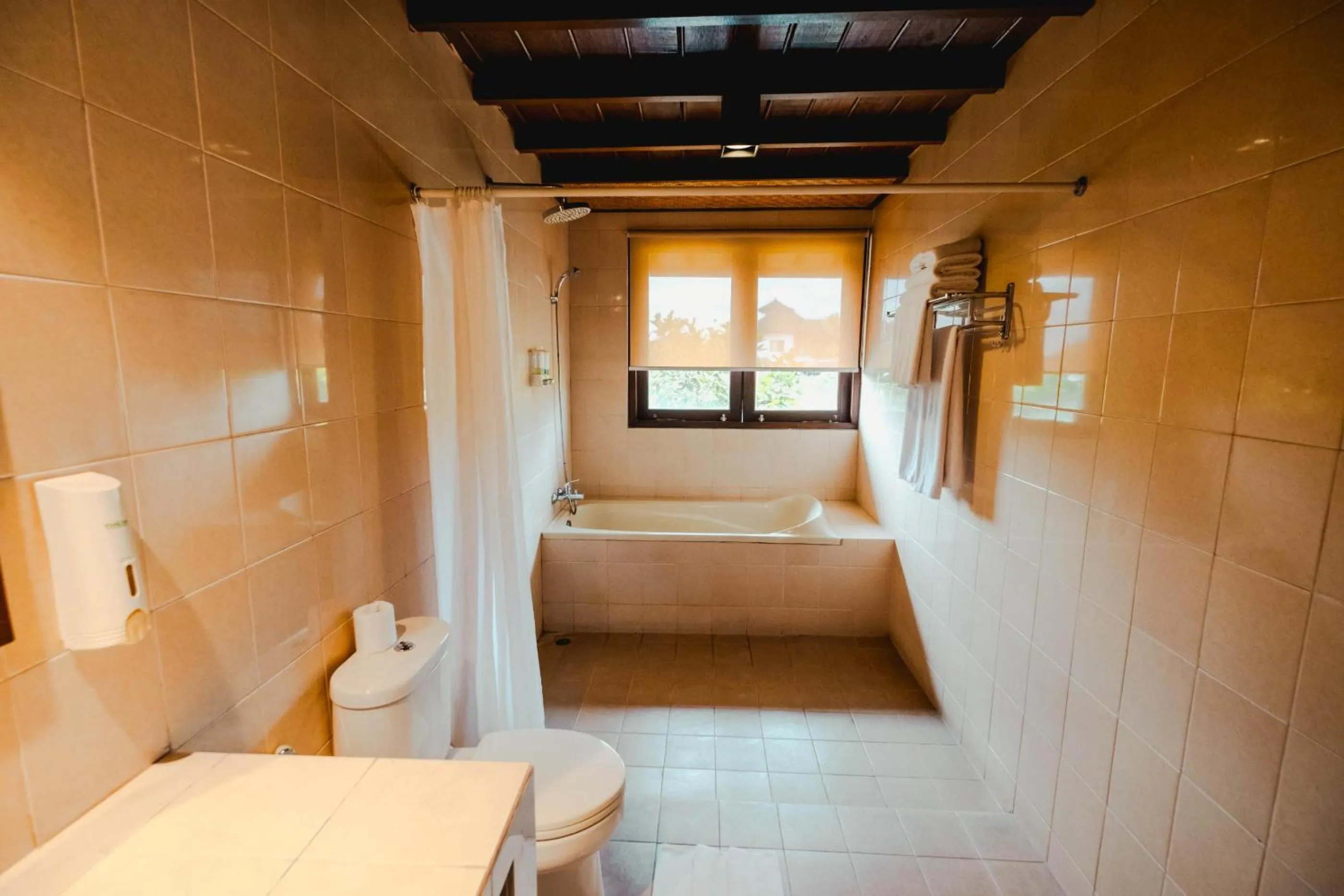 Shower in Sri Aksata Ubud Resort